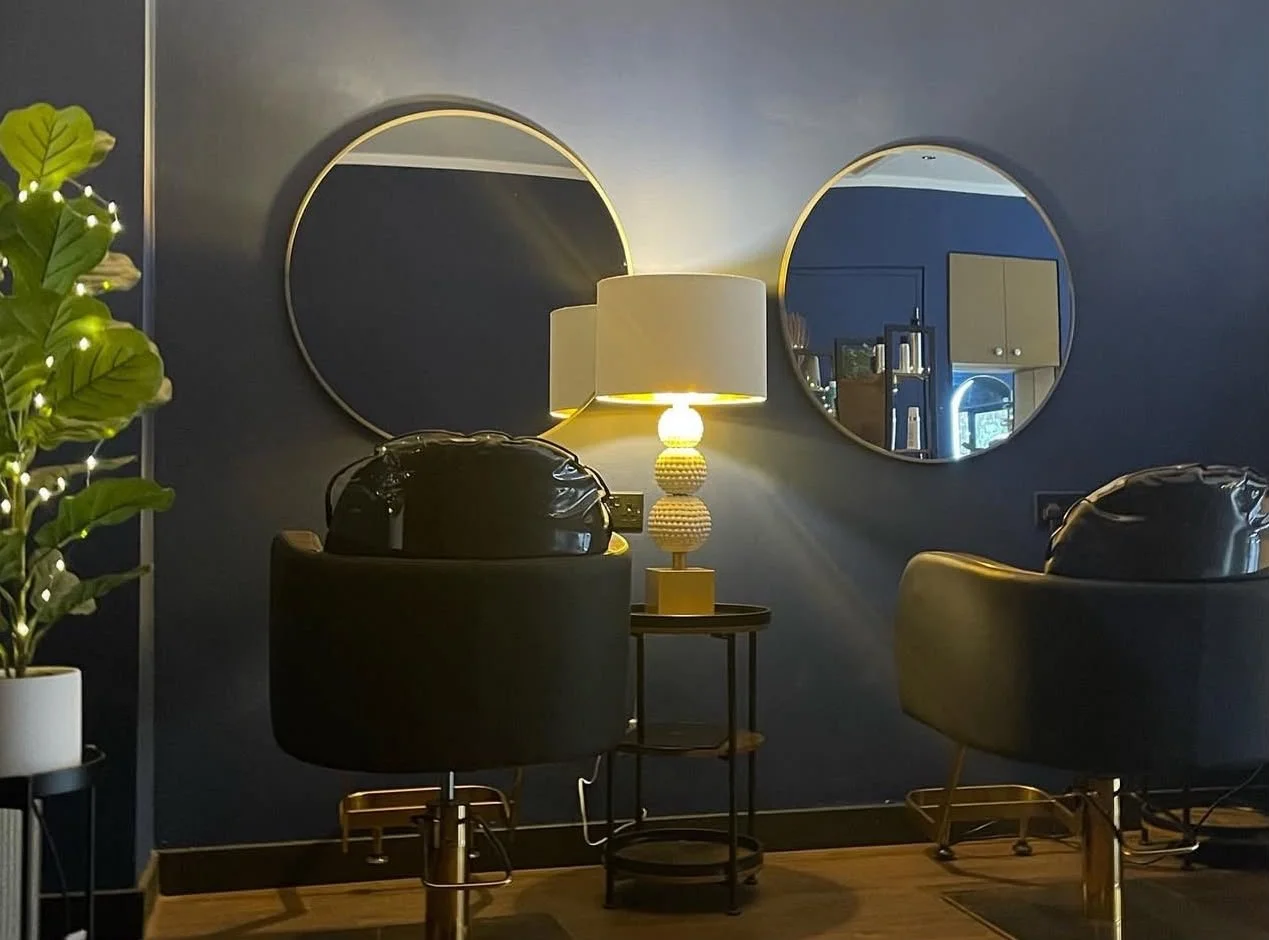 interior salon 3.JPG