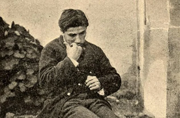 3.4: Multiple Personalities