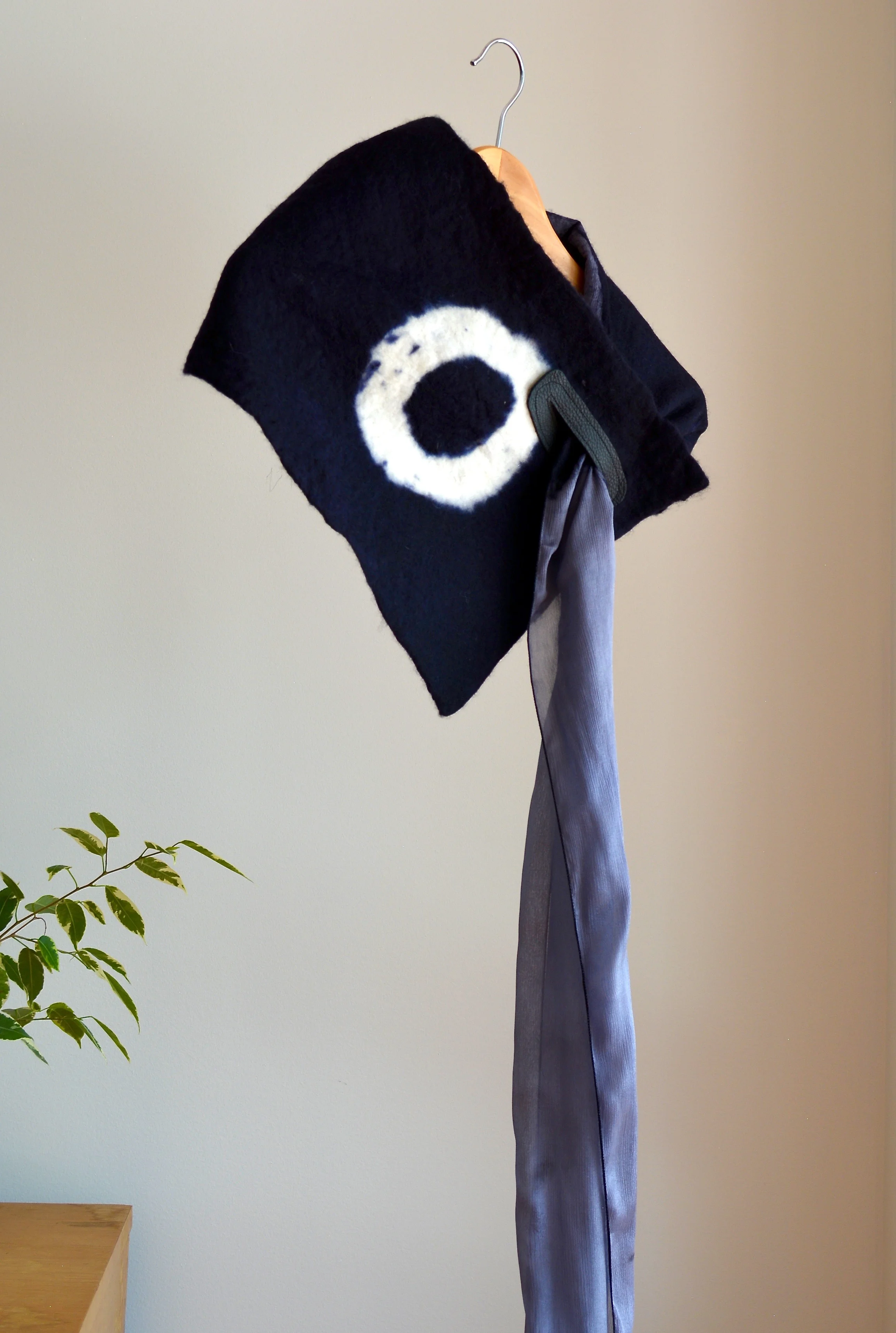 blue-circle.jpg