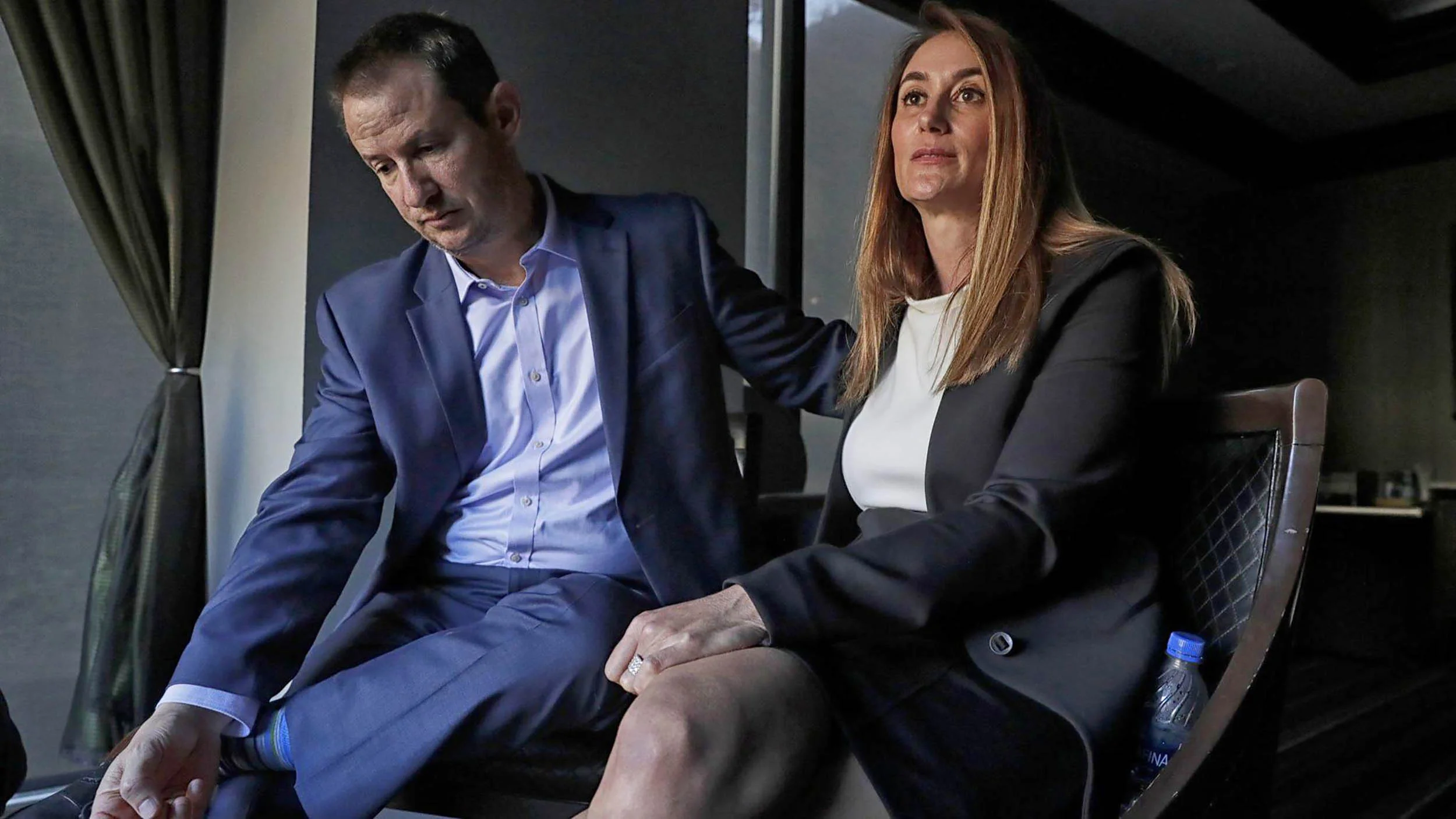 The parents of Blaze Bernstein, Gideon and Jeanne Pepper Bernstein during a marathon of interviews at a Costa Mesa business club. (Robert Gauthier / Los Angeles Times)