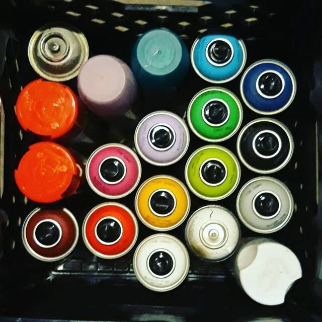 Rattle, rattle, rattle. Pop. Shhhhhhh. Shhhhhhhhhh.
#superheavystudios #spraycanart