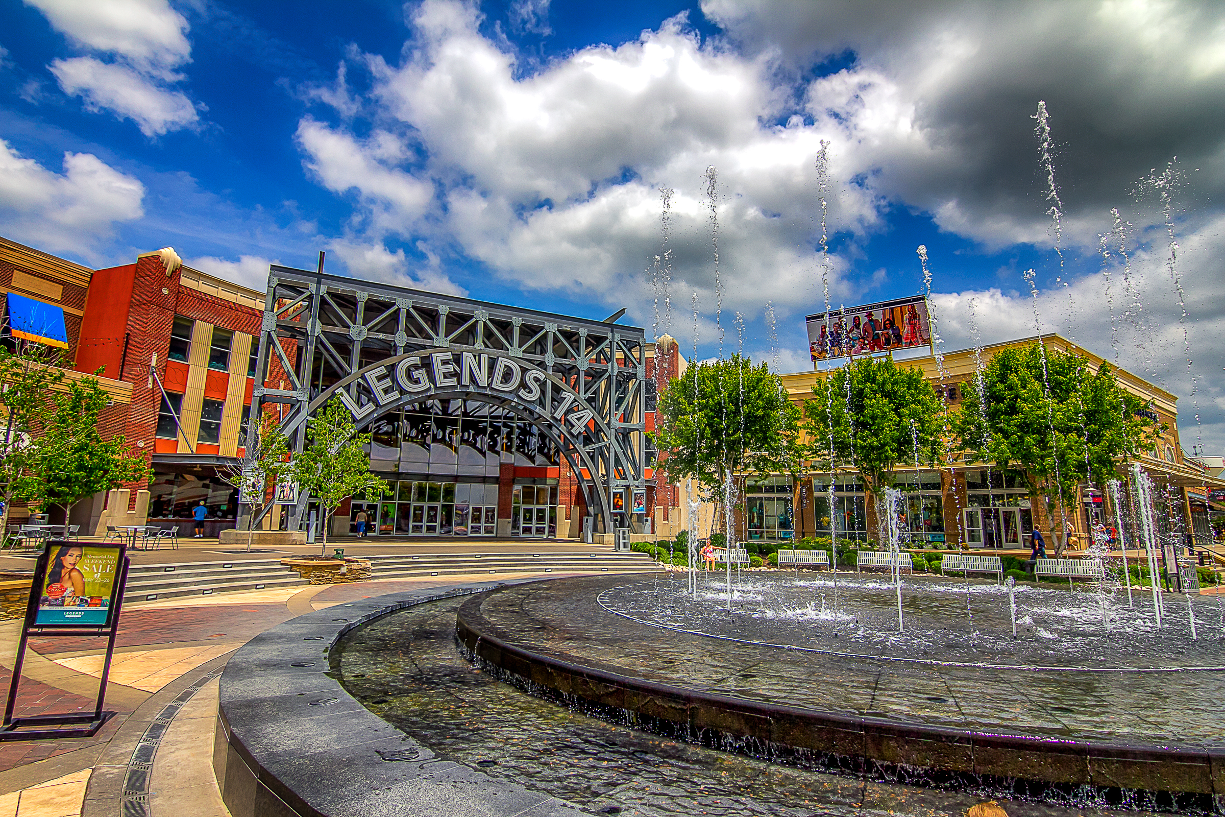 The Legends Outlets Kansas City — c2 creative