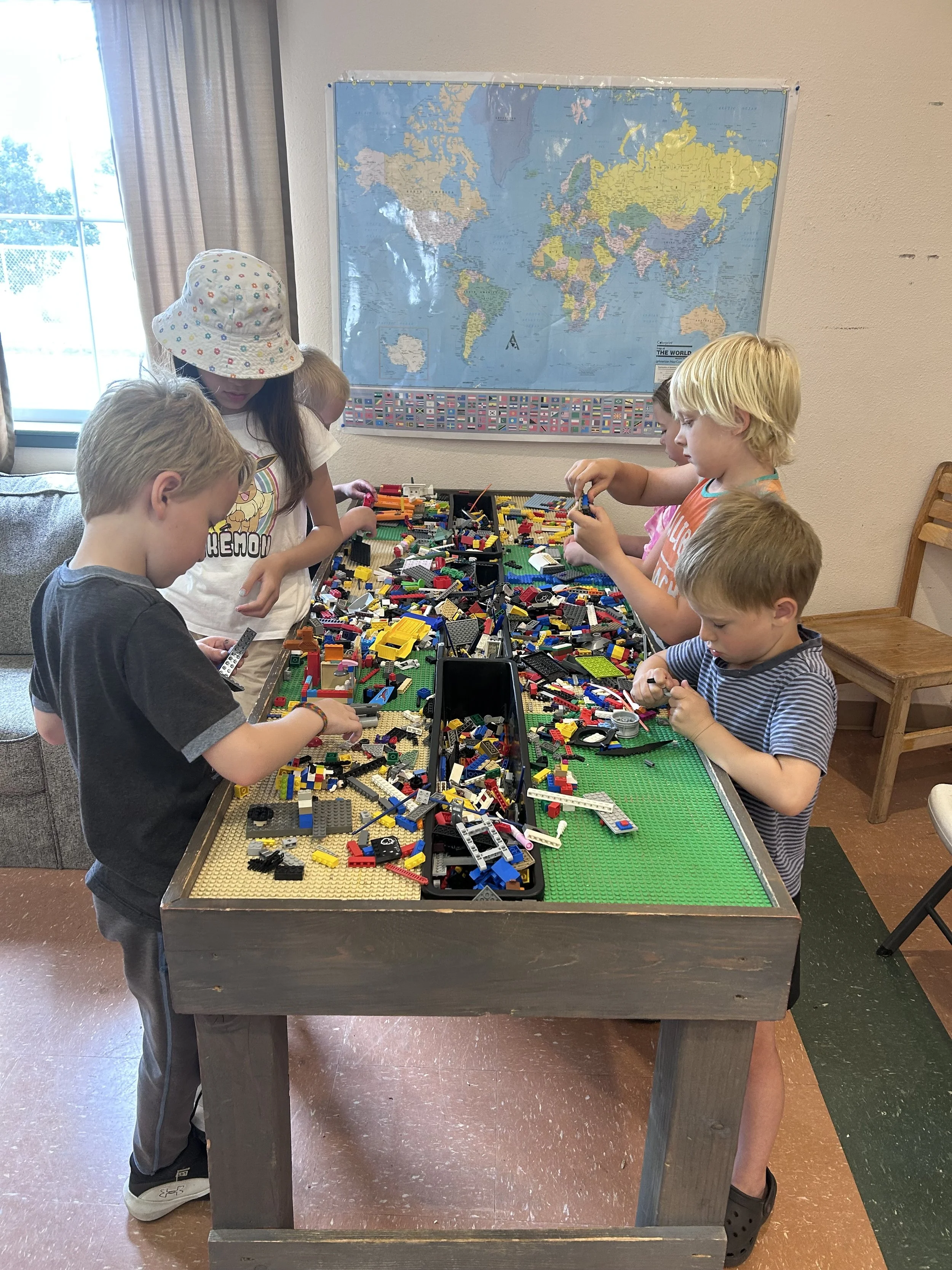 lego table fis 25.jpeg