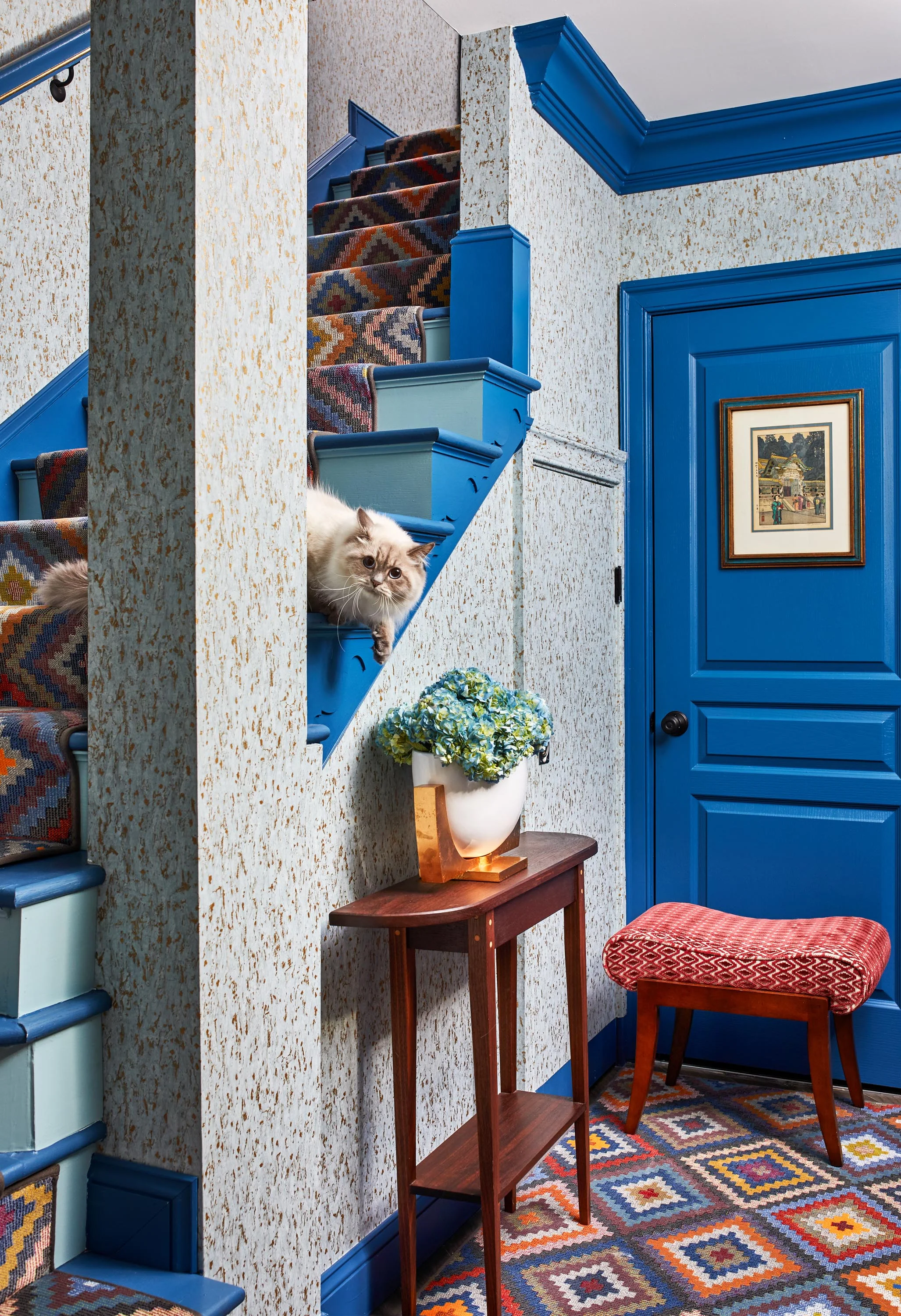 19-Modern-Contemporary-Entry-Hallway-Top-Decorator-Best-Interior-Designers-Boston-South-End-Back-Bay-Seaport-Dane-Austin-Design.jpg