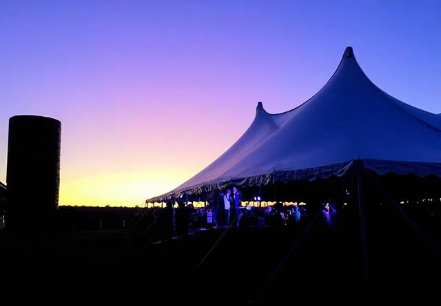 Throwback to the end of last summer at @mitchell_farm 🎶🌞🌛 We will be dancing together soon! #hanginthere