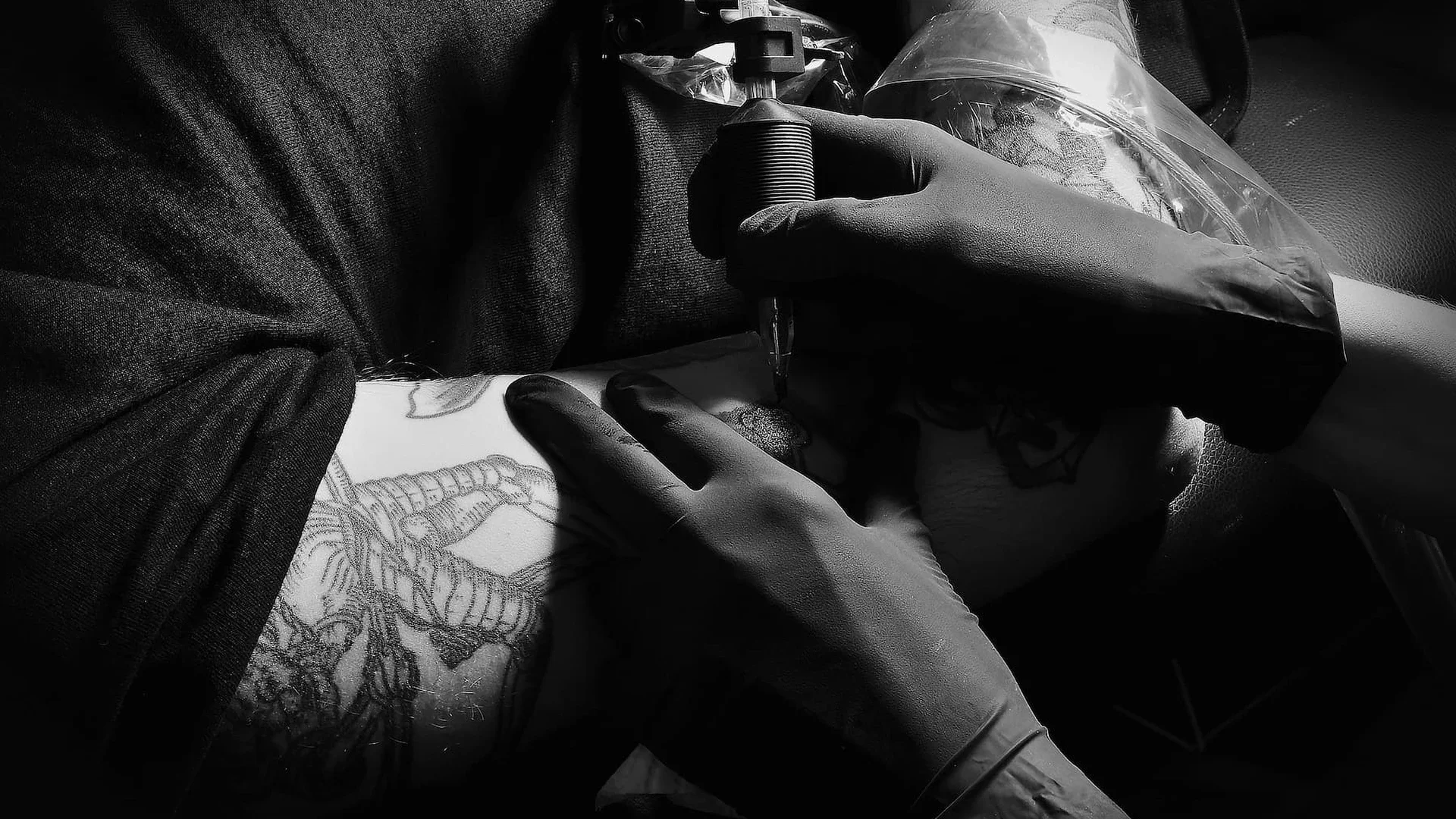 How Long Should You Wait Before Covering Up a Tattoo?