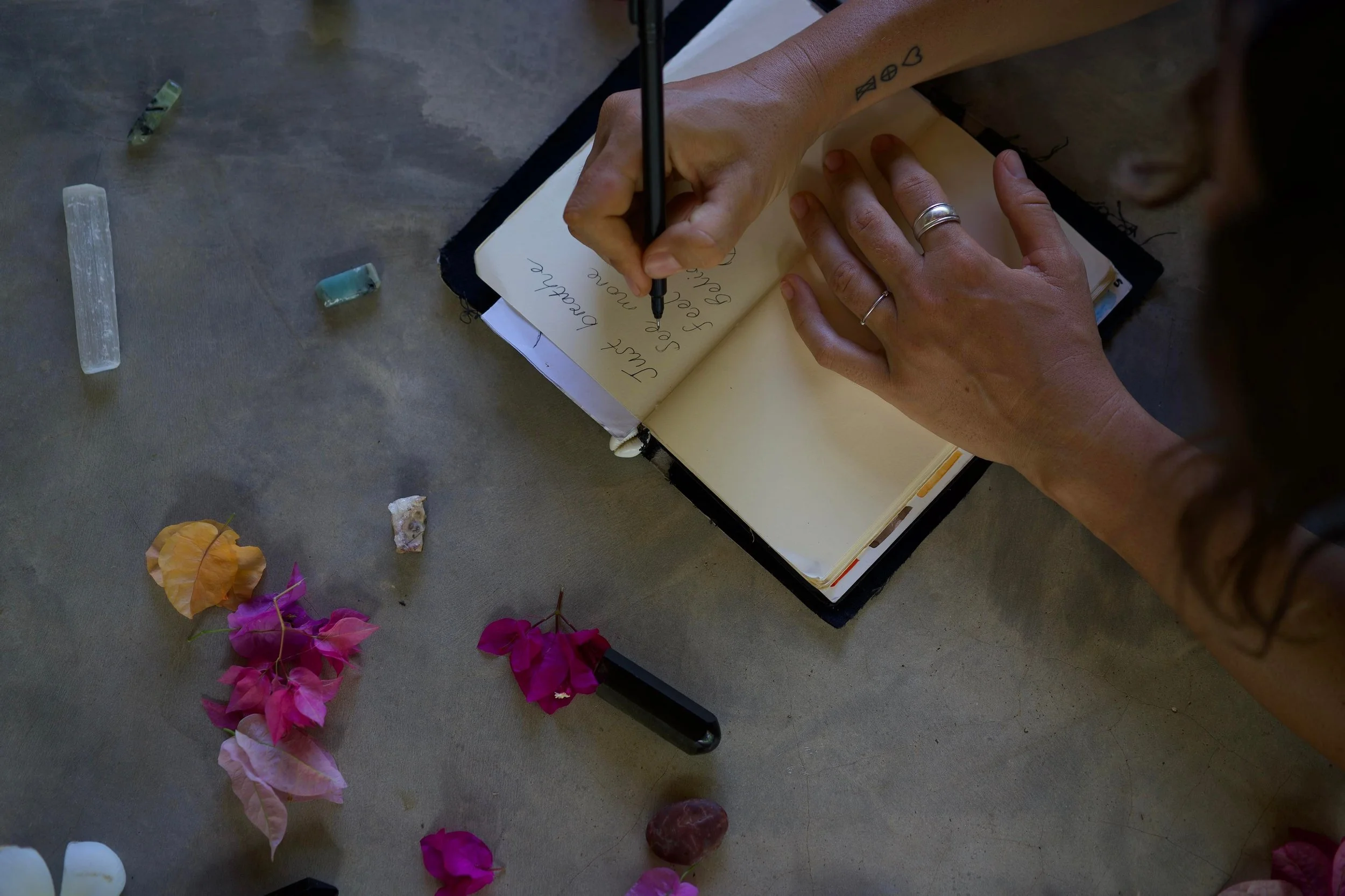 PSYCHIC READINGS .jpeg