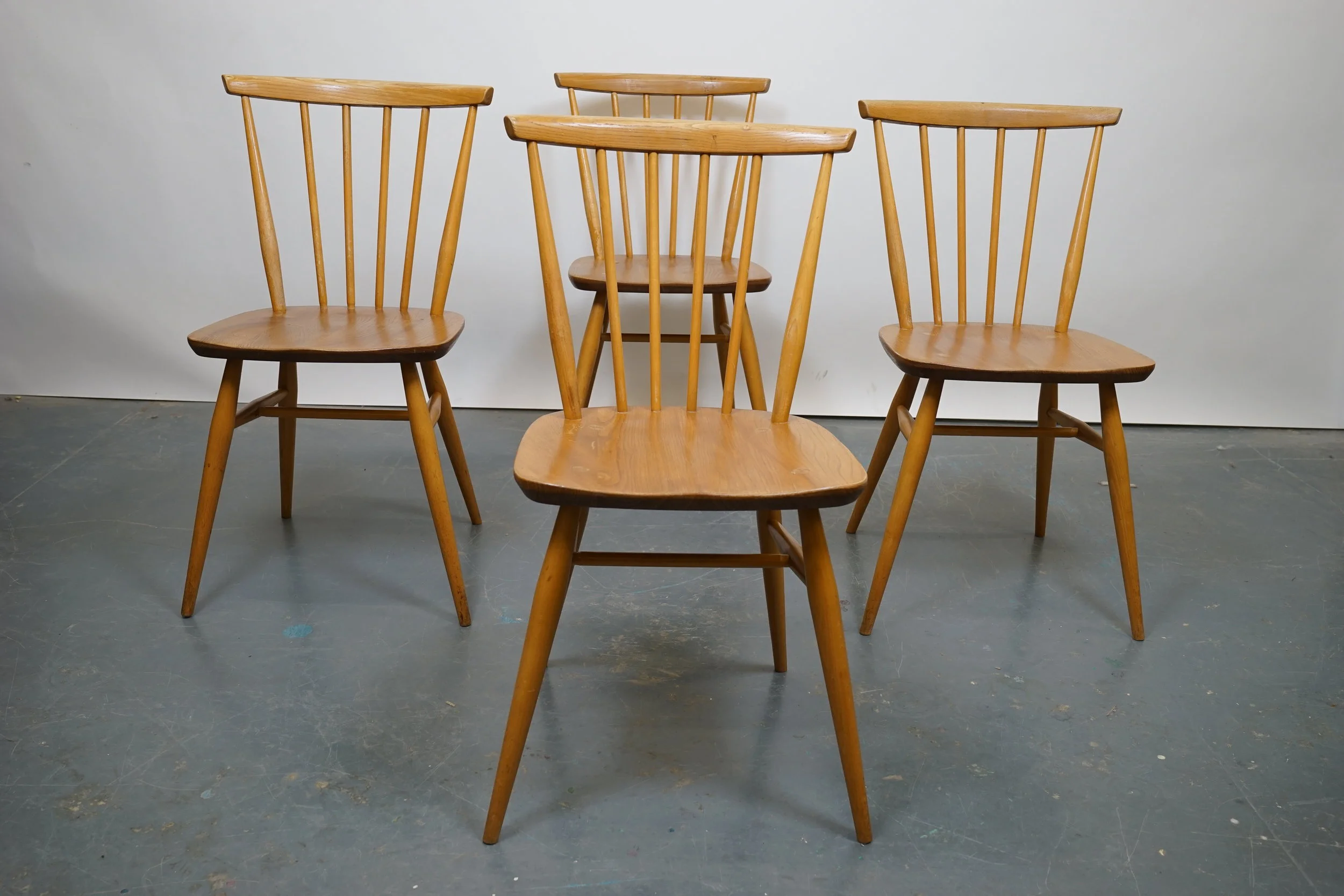 OOW -OLD OLD WOODS -MID CENTURY FURNITURE -ONLINE -Mid Century Ecrol Stick Back Dining chairs