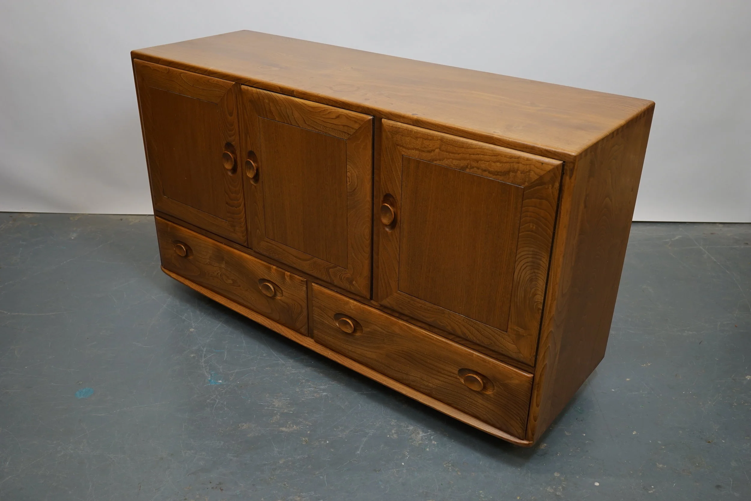 oow -old old woods -ercol sideboard