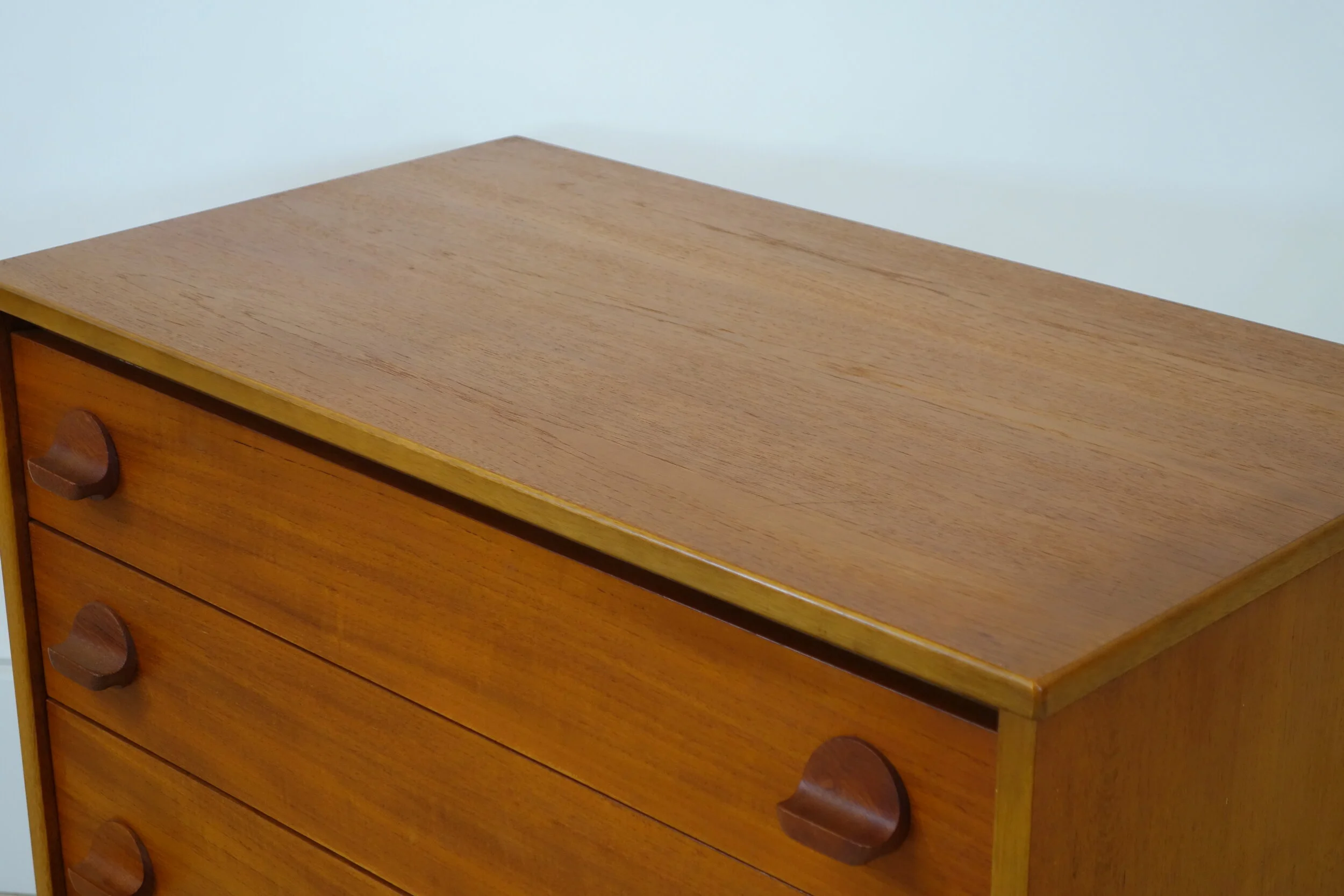 stag chest of drawers
