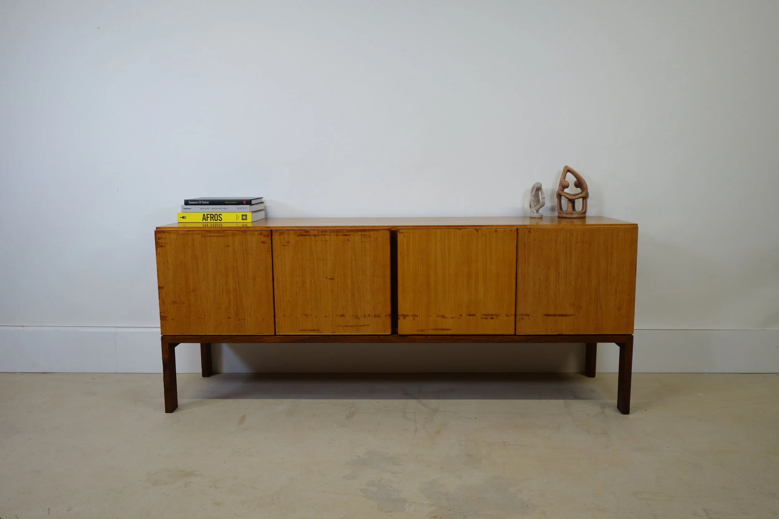 minimalist furniture robert heritage, GR69 Range