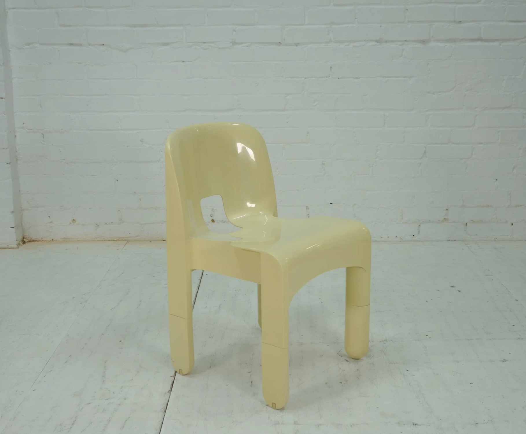 oow, oldoldwoods. Joe colombo chair