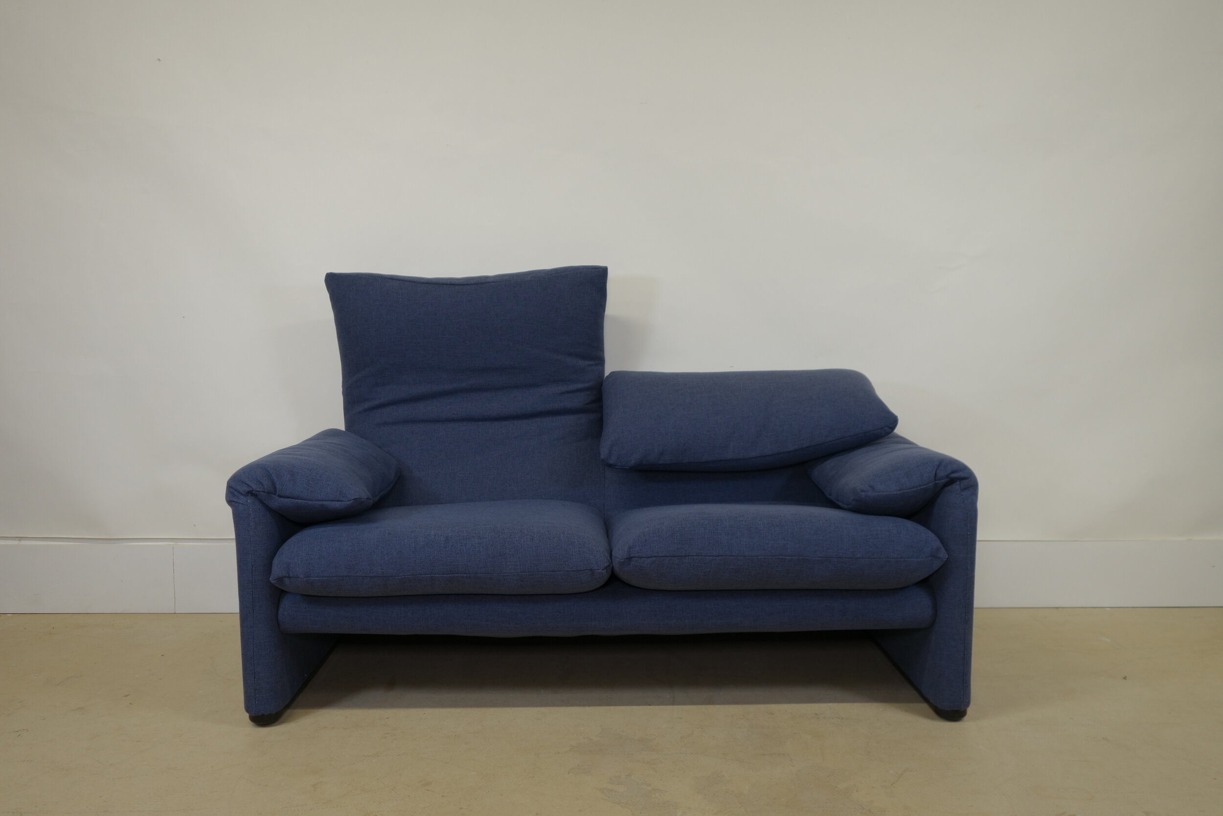 Maralunga Sofa by Vico Magistretti for Cassina  