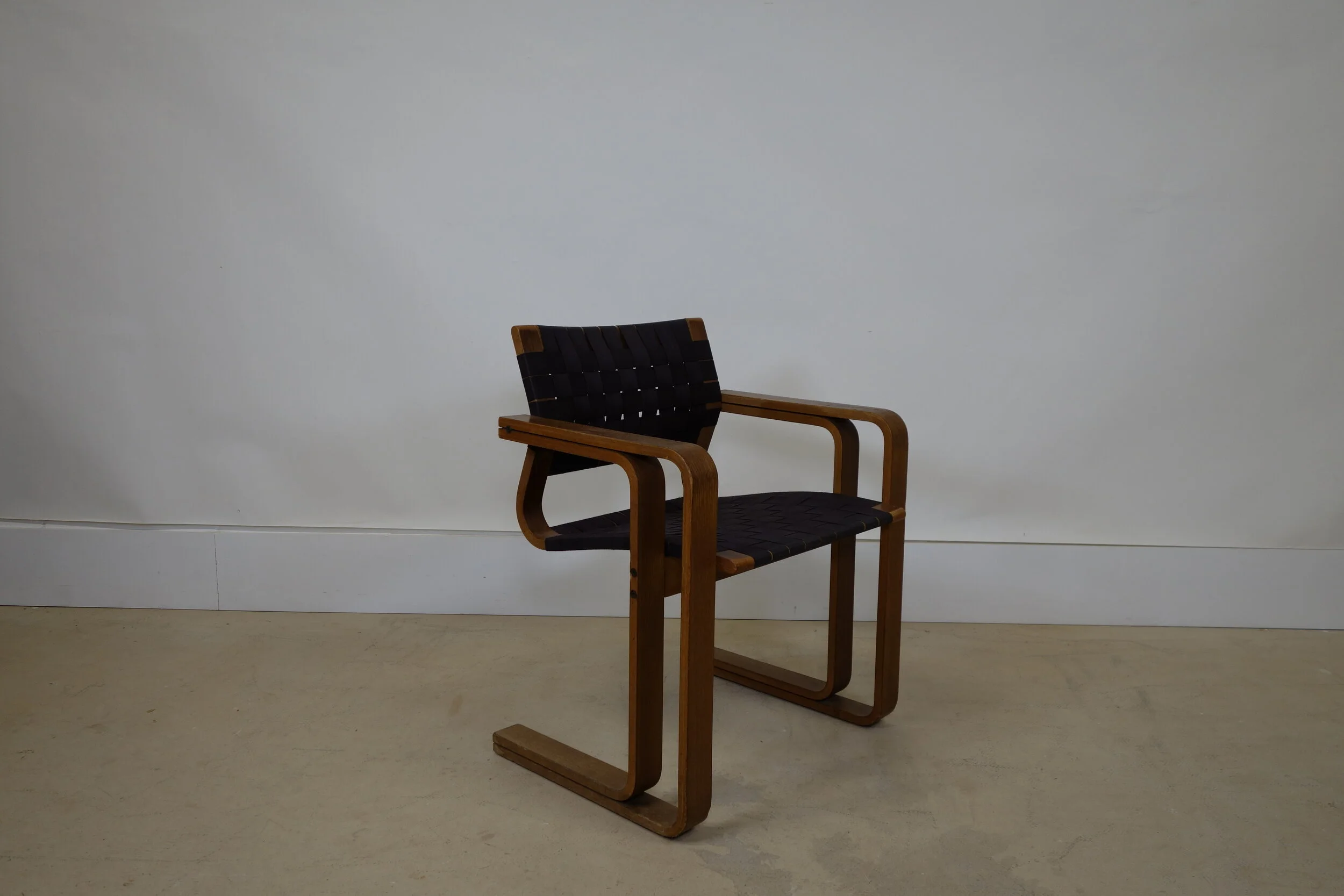 Magnus Olesen chair model 5531