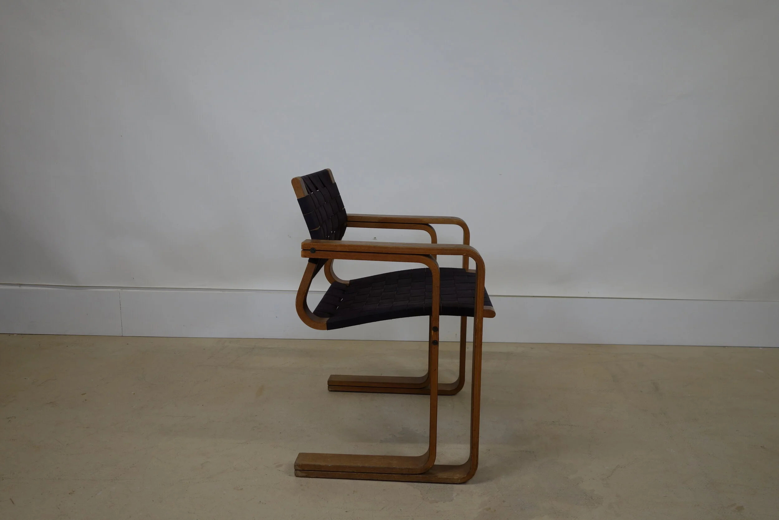 Magnus Olesen chair model 5531