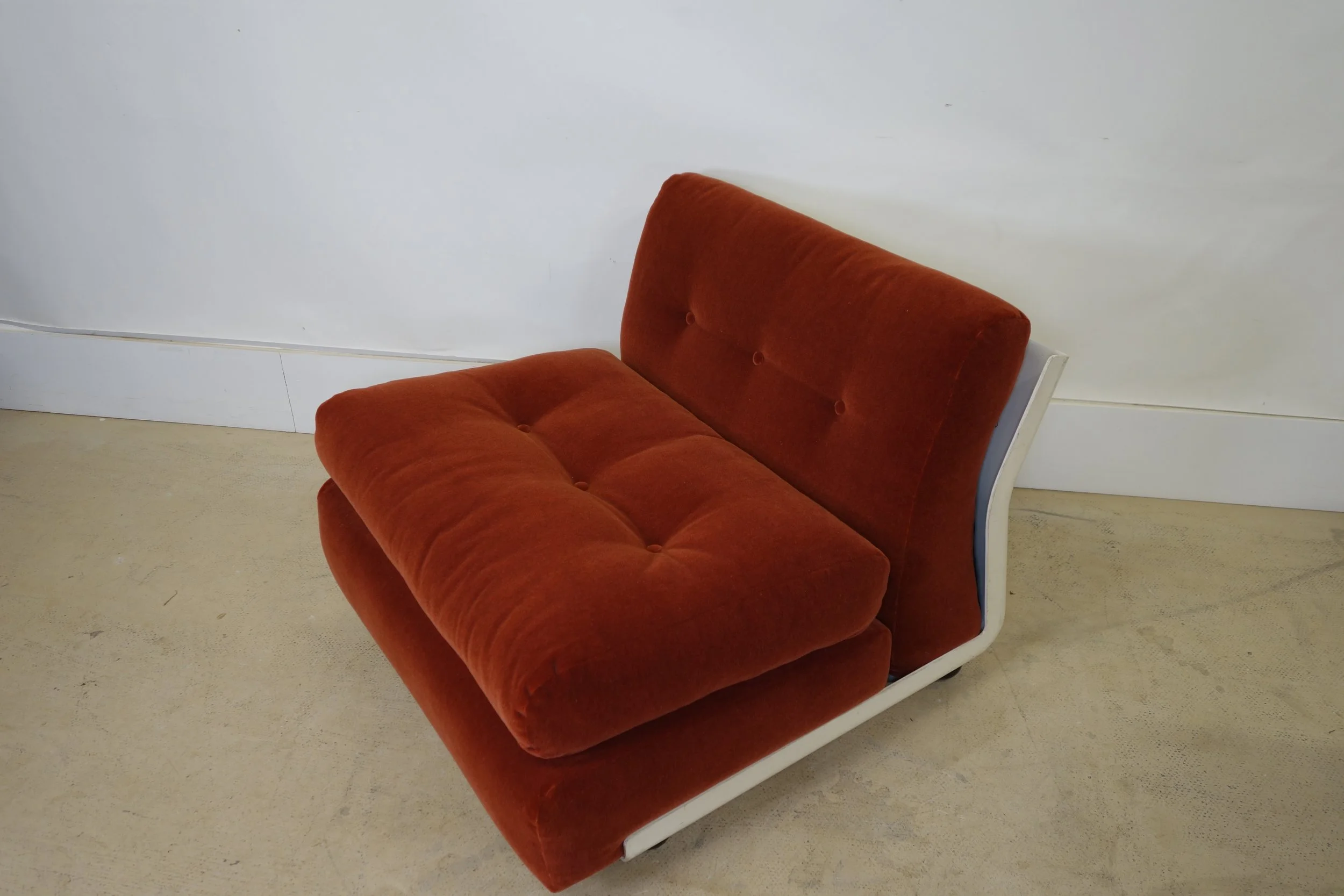 OOW Amanta Armchair By Mario Bellini For C &amp; B Italia