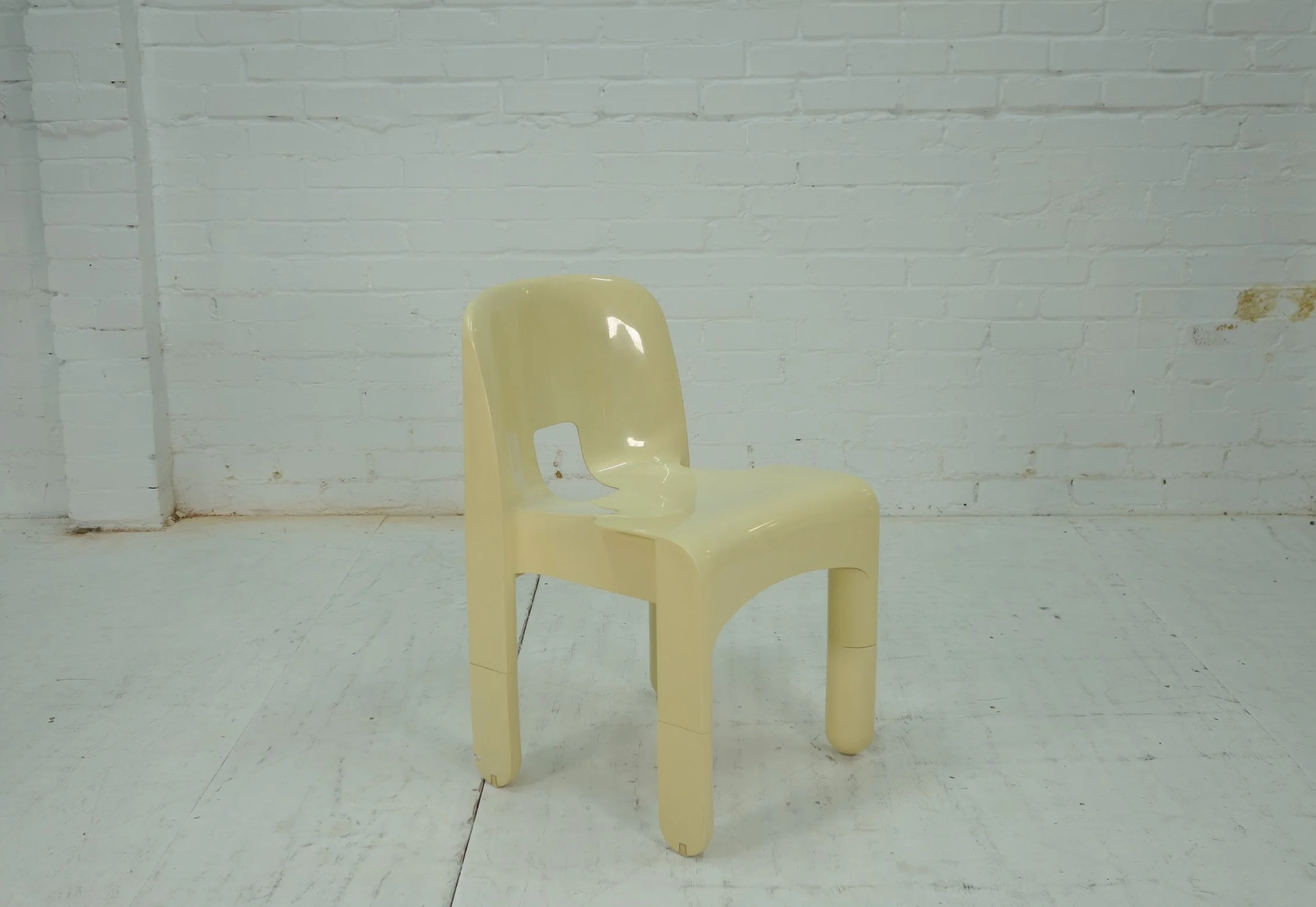 First Edition Universale Chair Model 860/861 By Joe Colombo