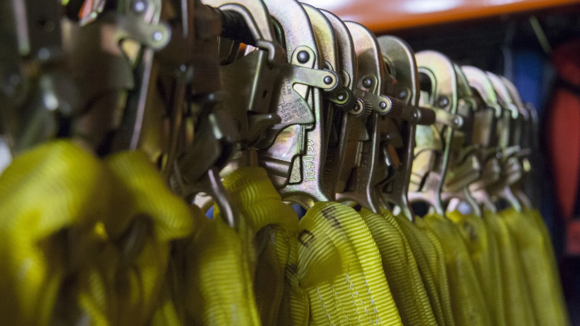 personal-protective-equipment-2087621_1920.jpg