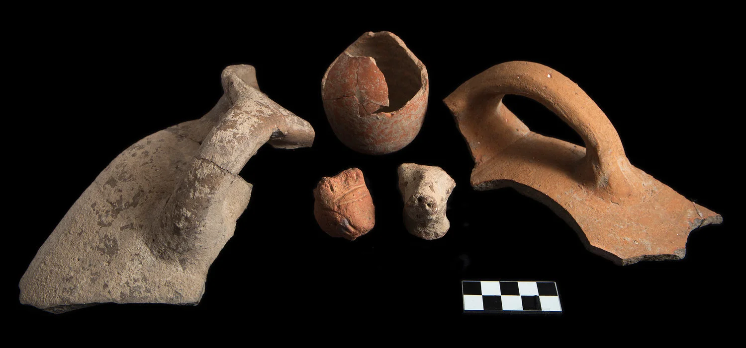  Materiais arqueológicos da sondagem A (Ferro). © José Pardo. 
