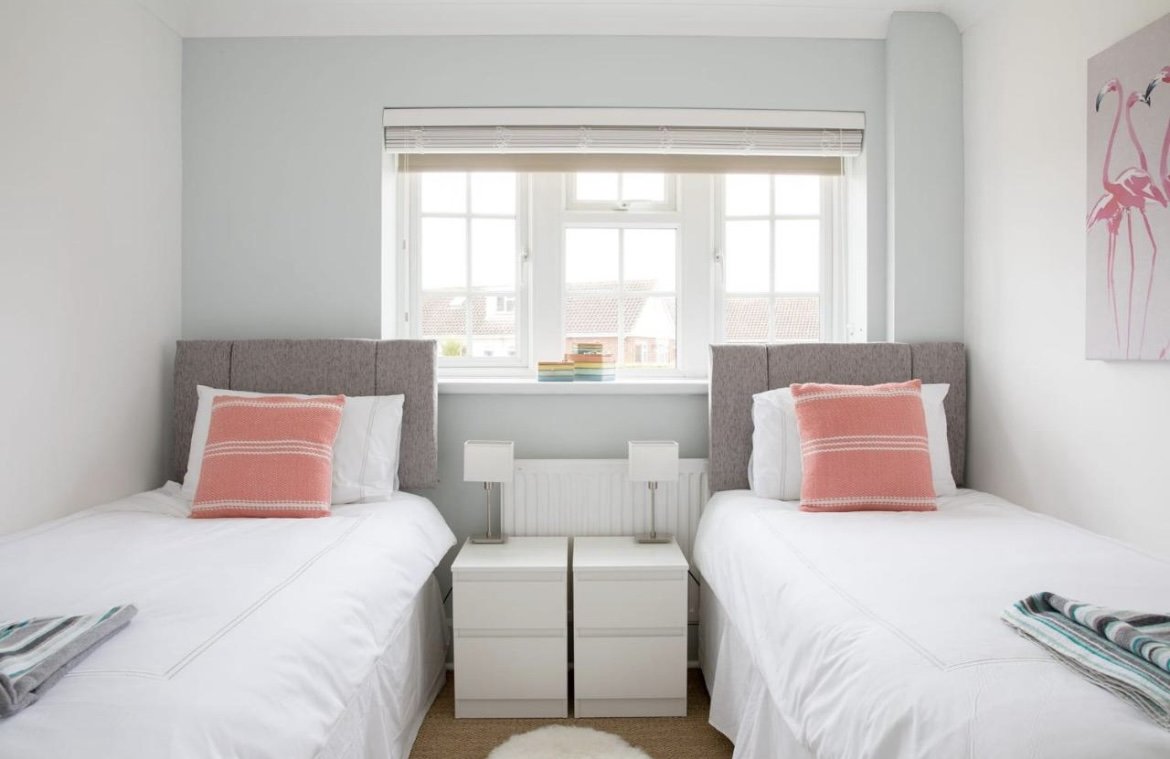 Twin Rooms