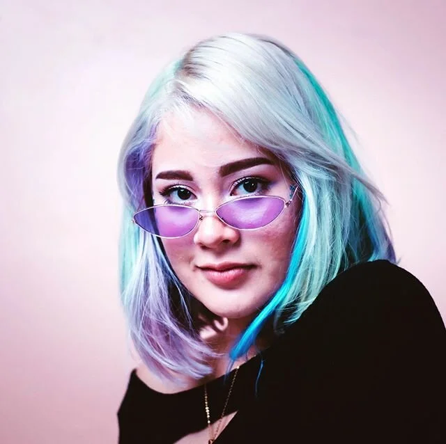 Adding pops of color to your look is a creative way to show off your #EccentricGlam style. Tag us in your #SundayFunday pics for a feature!