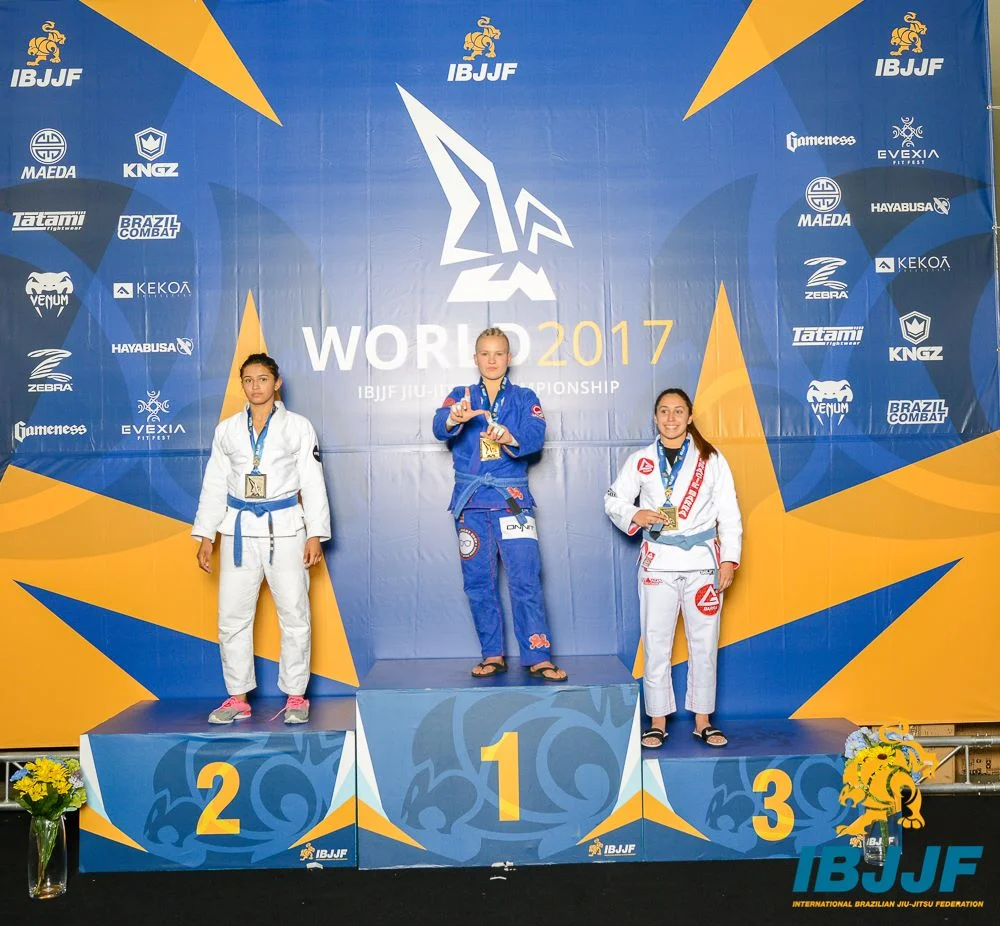 Sami Lima de Silva Galvao placed second in the Blue / Juvenile 2 / Female / Heavy Weight division