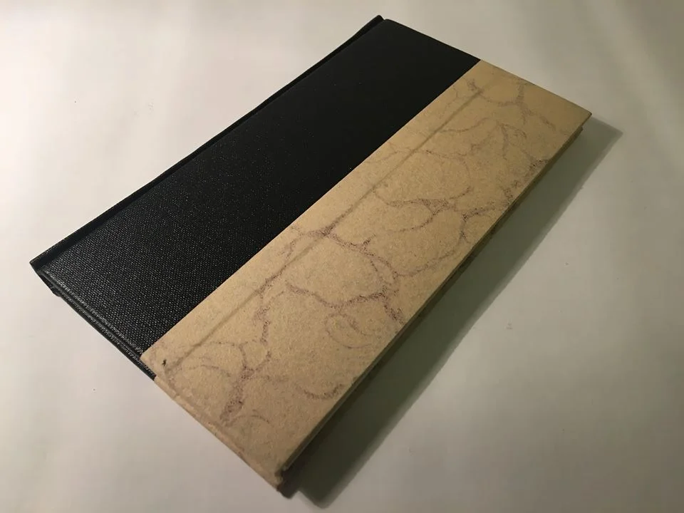 Heimagerð bók..jpg