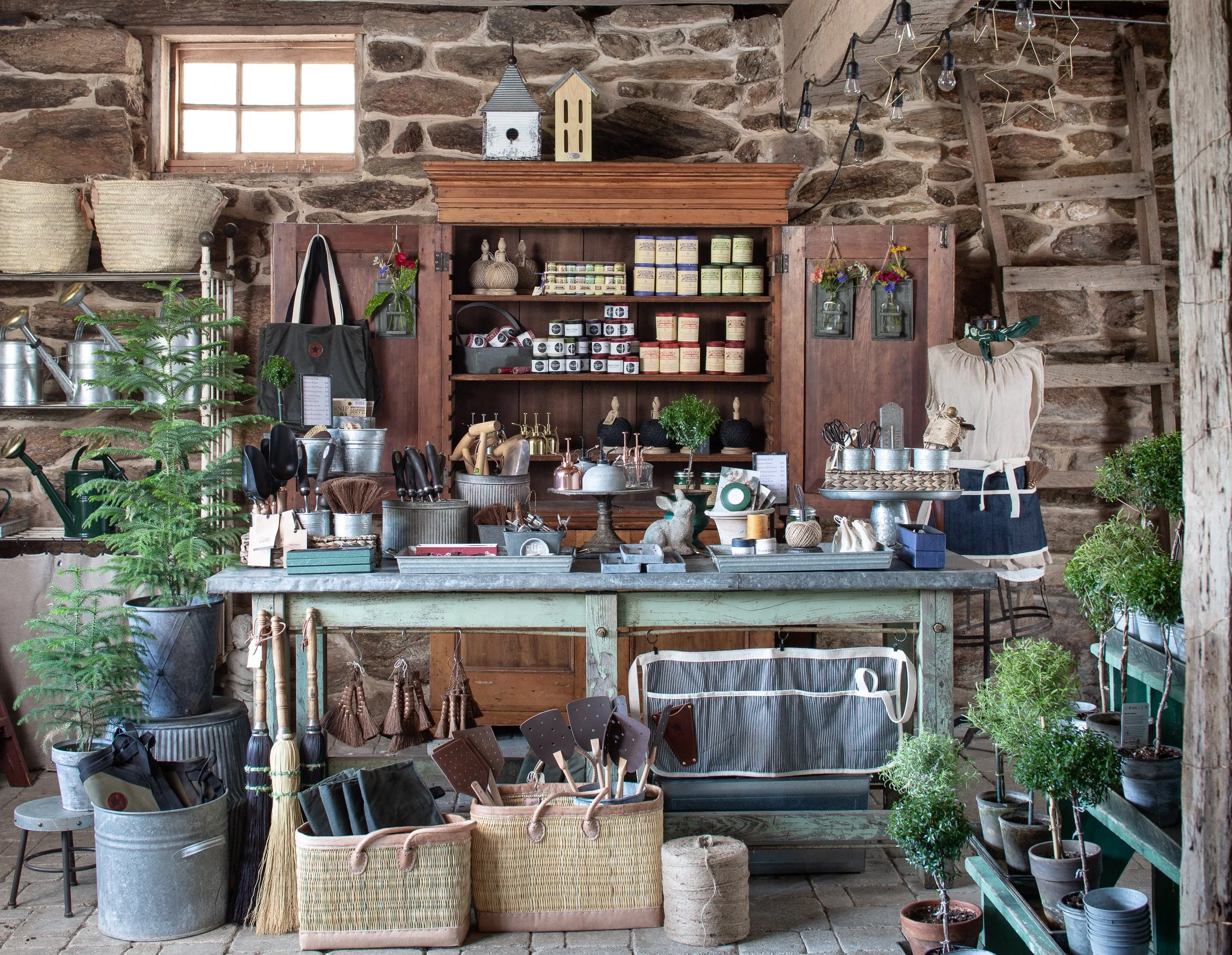 SBF22007_BarnMarket_253_Web_ copy.jpg