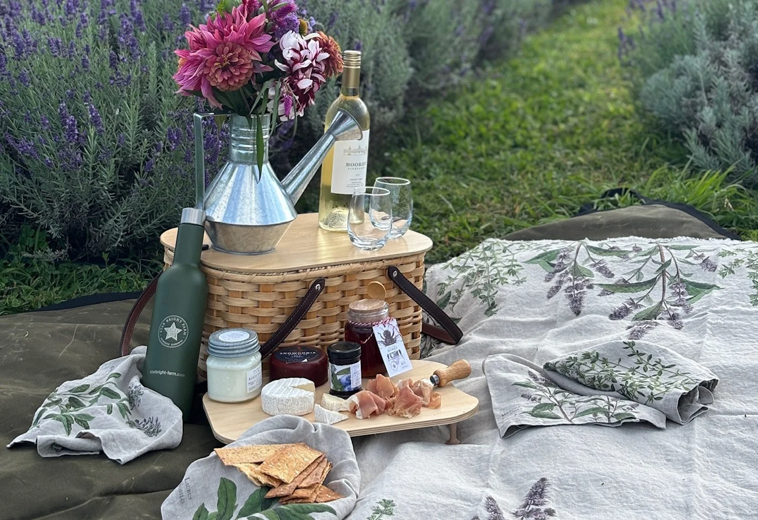 May 10: Mother's Day Picnic