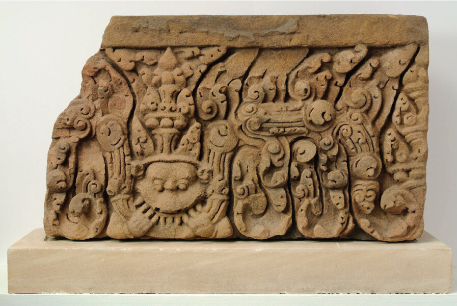 LINTEL FRAGMENT