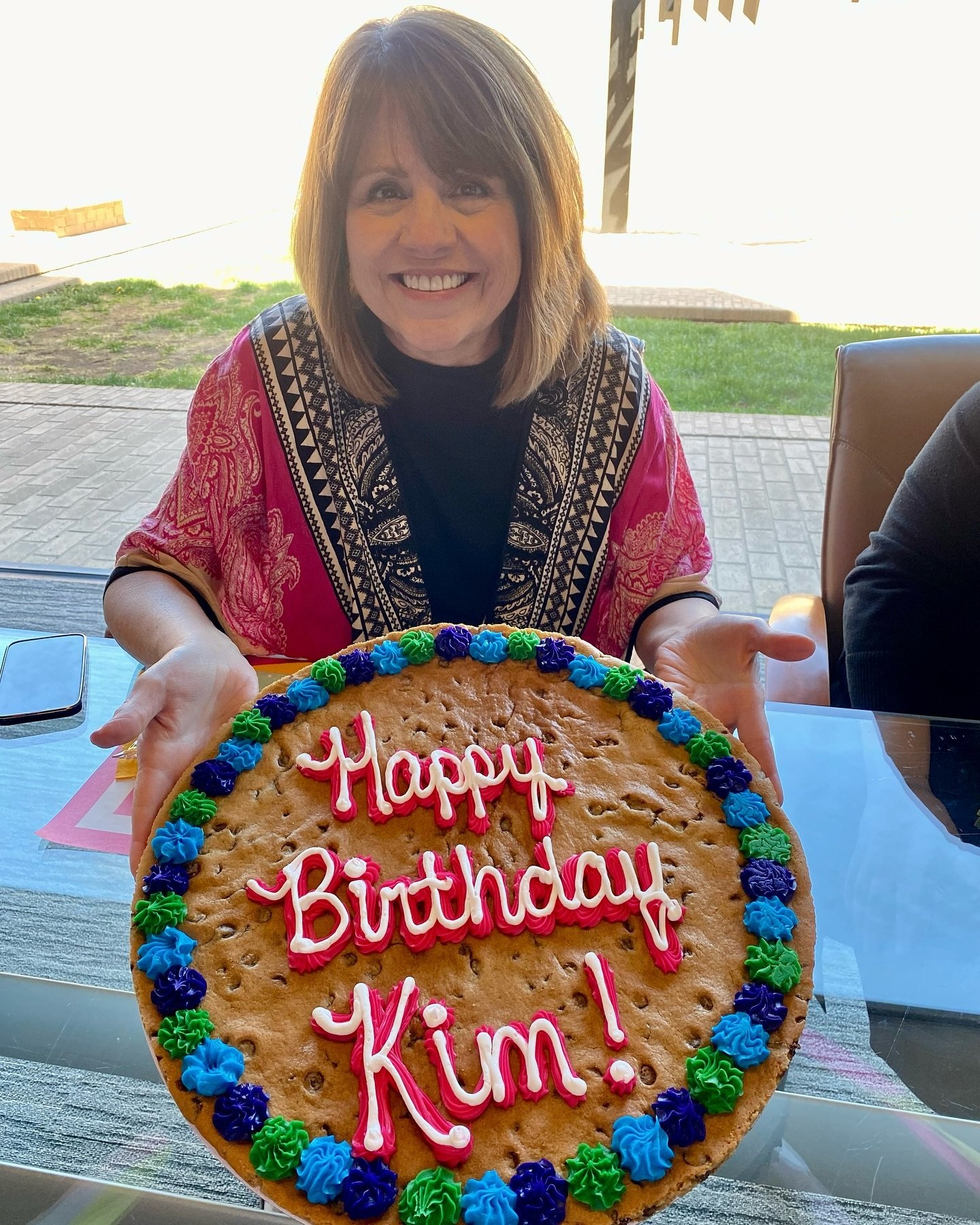 Wishing our Executive Director, Kim Mahan, the Happiest Birthday today! 🥳 Kim has tirelessly poured her heart and soul into our organization for over three decades and for that, we are so grateful! Thank you for being a wonderful leader - AMoA would