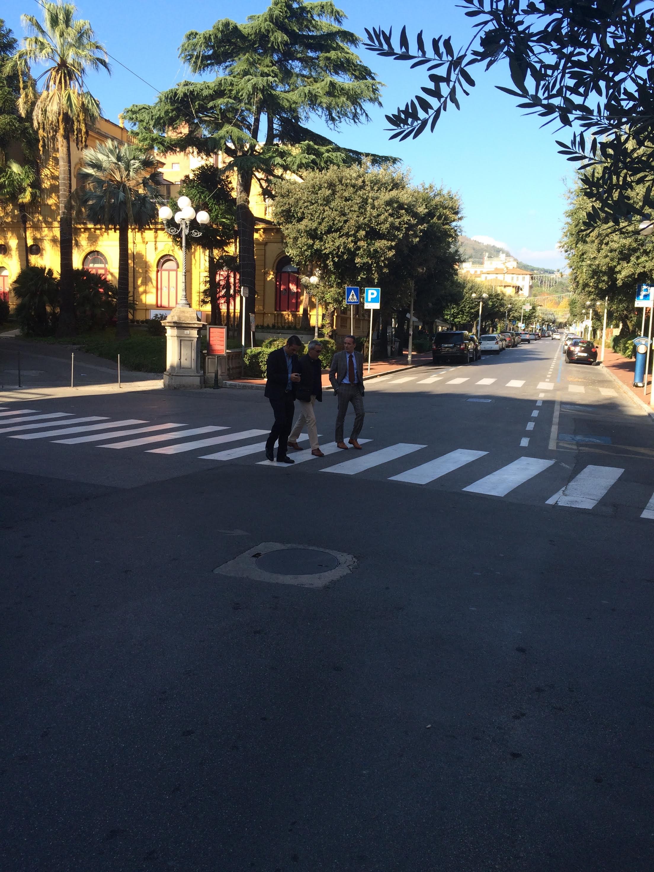 mens-crossing-street.jpg