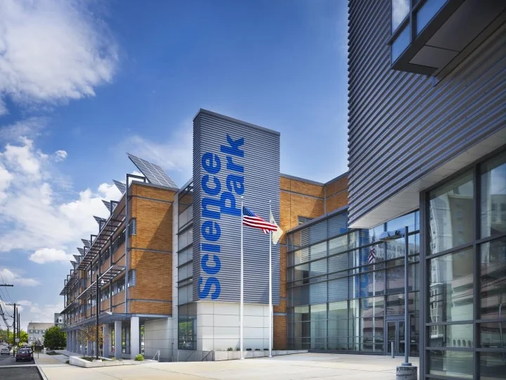 Newark Science Park High School, EYP Architecture & Engineering. © EYP Architecture & Engineering