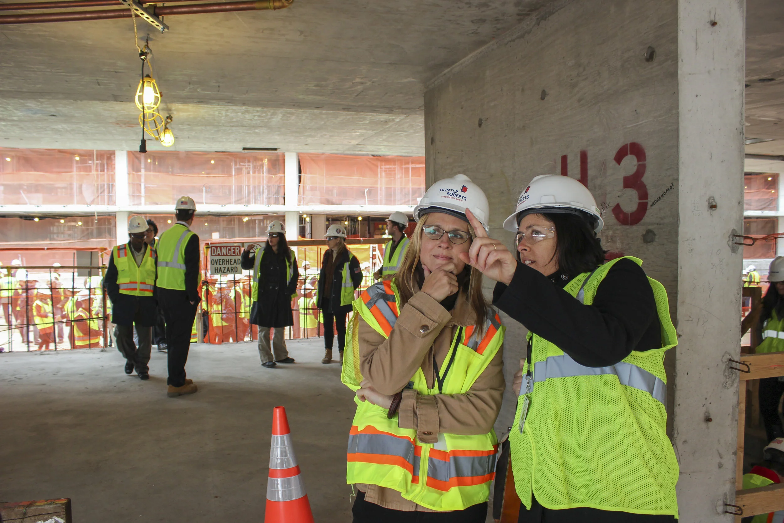 Amanda Kaminsky and Sydney on a jobsite, courtesy of the Durst Organization