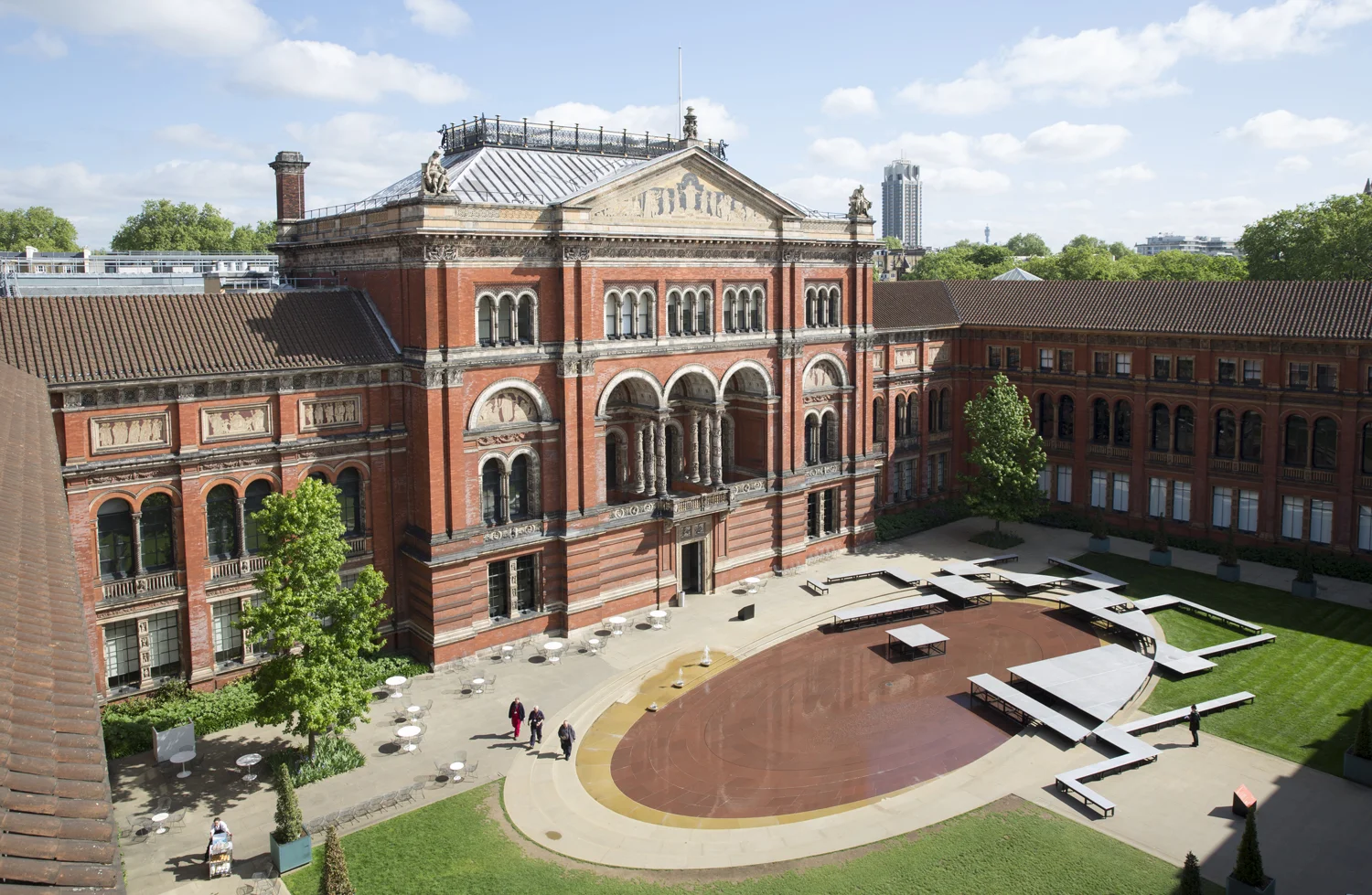 You know, you cannot see yourself so well as by reflection , Victoria & Albert Museum, photo courtesy of V&A