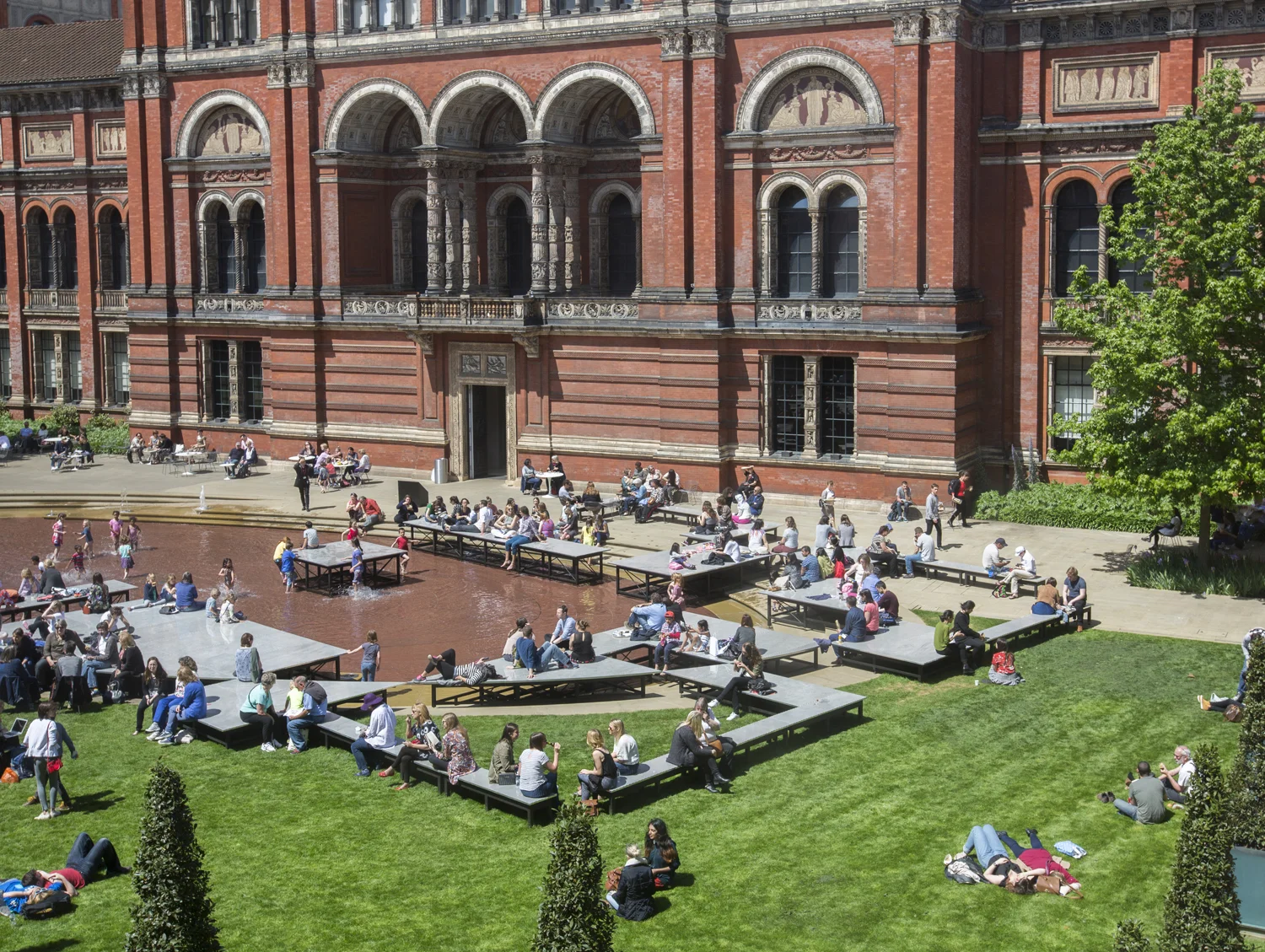 You know, you cannot see yourself so well as by reflection , Victoria & Albert Museum, photo courtesy of V&A