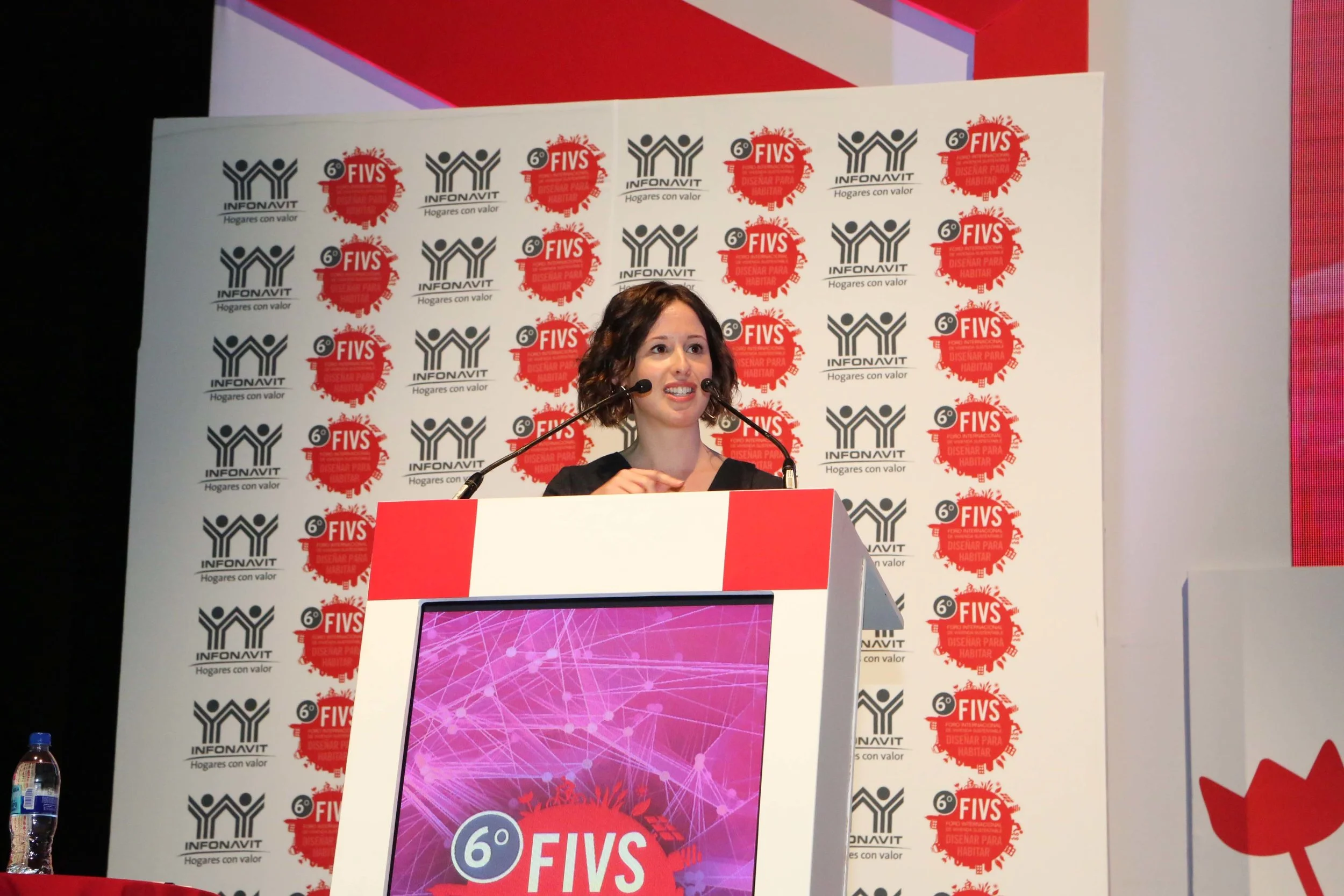 A Day with Gehl's Iben Falconer