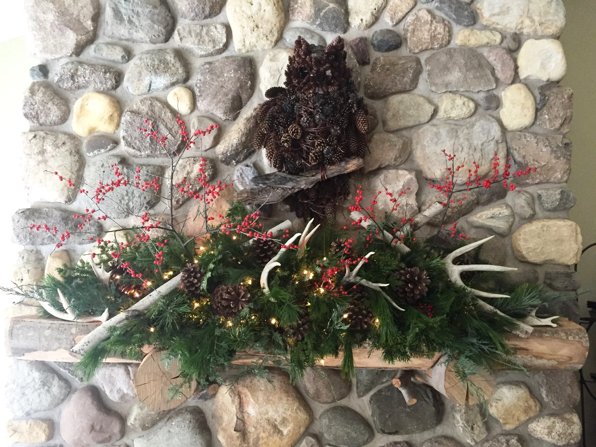  Christmas Mantel Decor 