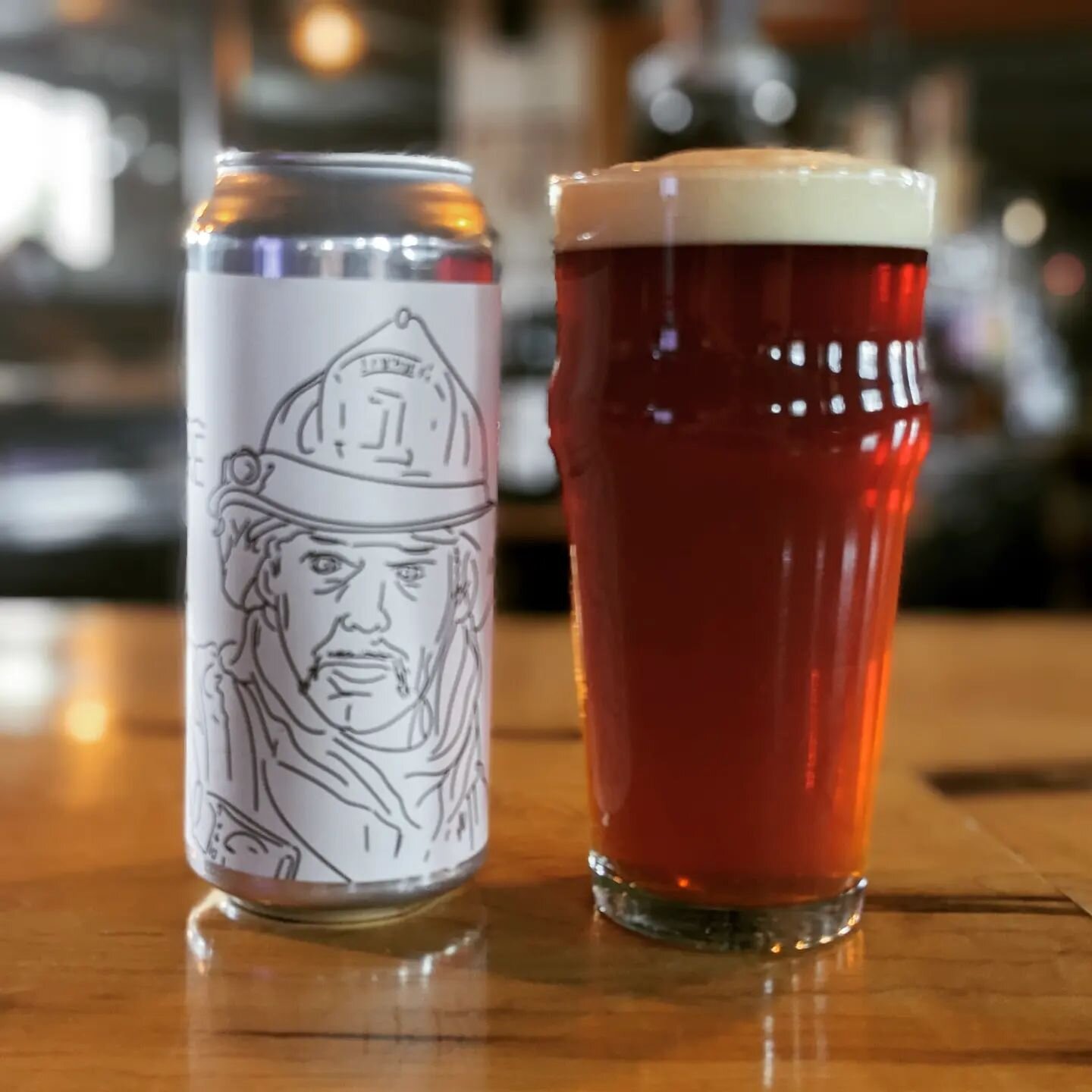 🧑&zwj;🚒🍺🚒 Firemen's Red is back! Freshly canned today, and tasting incredibly smooth and malty. Get yourself some at your local package store soon, or stop down and grab a pint. Cheers!

#shirebeer #shirebeerco #intheberkshires #mabeer