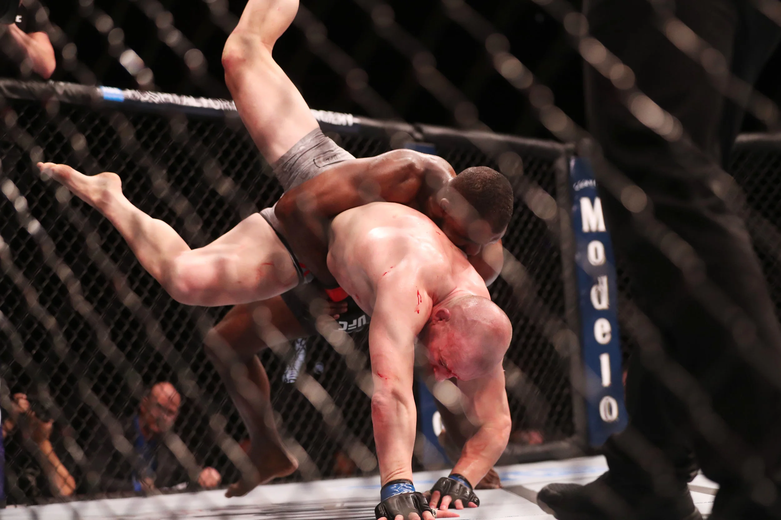 042218_spt_ufc16.JPG