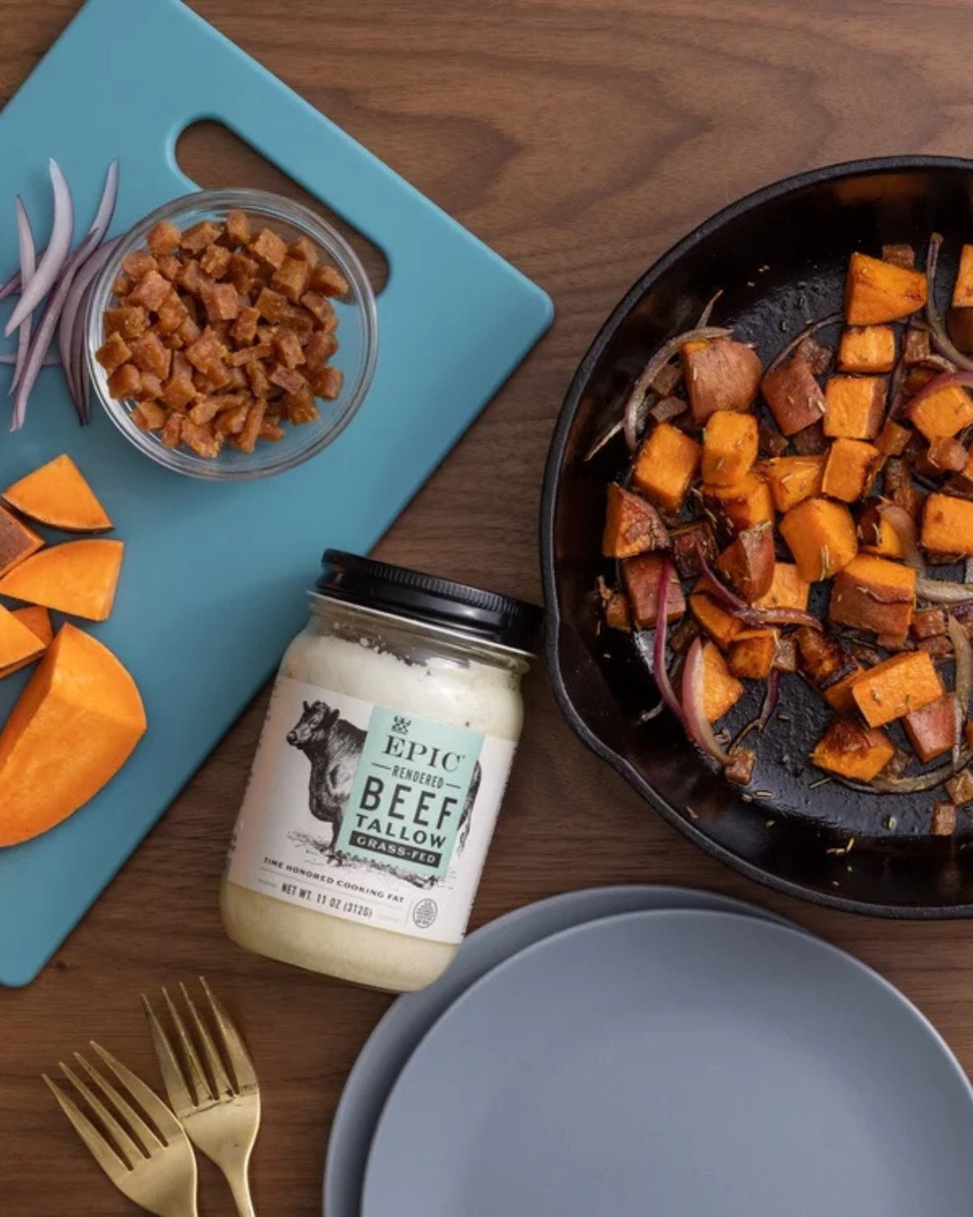 One of the most effective ways to connect with your audience is to show your product in a setting that feels familiar, relevant, and inviting. When people can picture it in their everyday routine, it becomes easier to imagine it in their cart! 🛒

#C