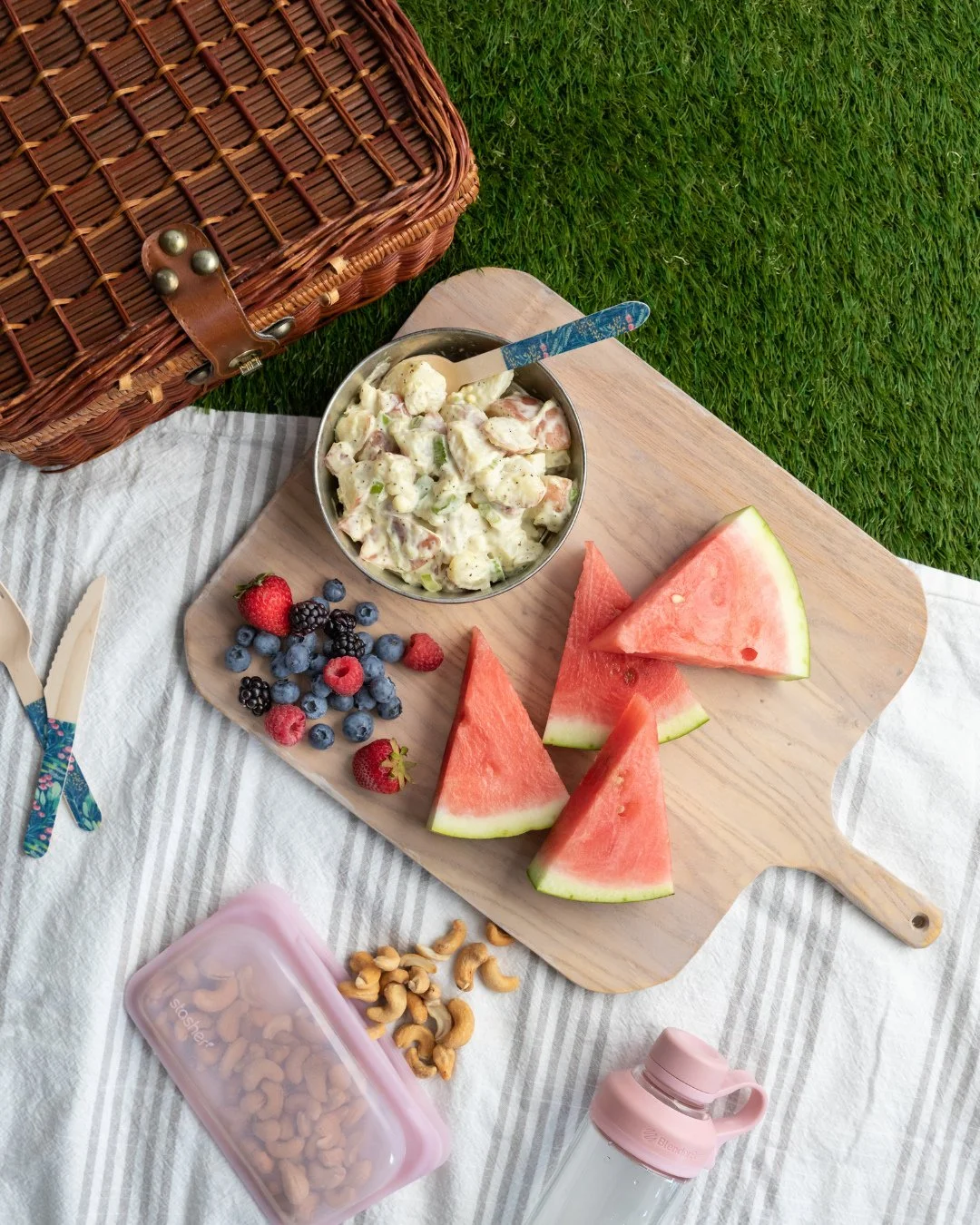 Hello, picnic season! We&rsquo;re officially entering the months of backyard hangs, picnic spreads, and easy summer recipes. Need fresh summer content for your brand, product, or campaign? Send us a message and let&rsquo;s get to work.⁠
⁠
#SummerCont