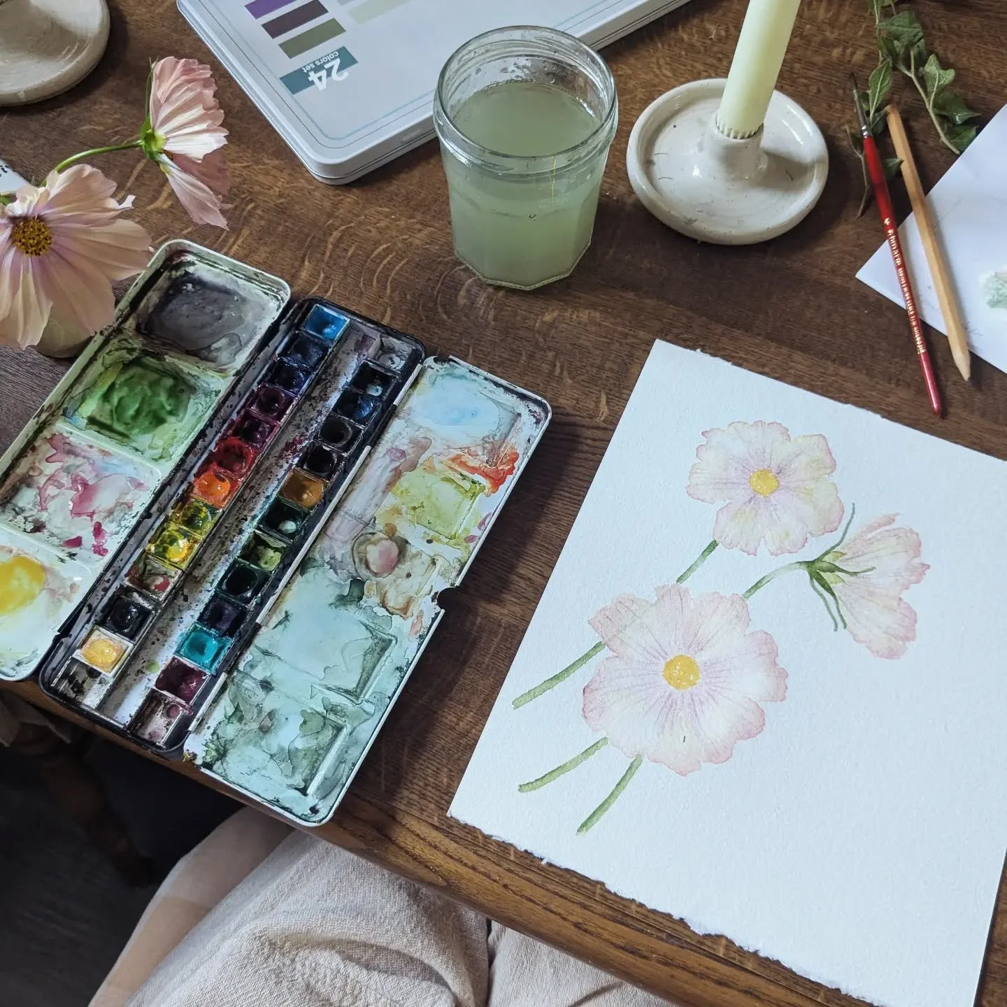 This must mean a new collection is on its way ✨🌸 Inspired by my little PYO flowers patch 💐 @shiloh.flower.garden which is wrapping up this Saturday! 

Stockists, I'll be sending out an exciting and beautifullll new brochure soon so please shout if 