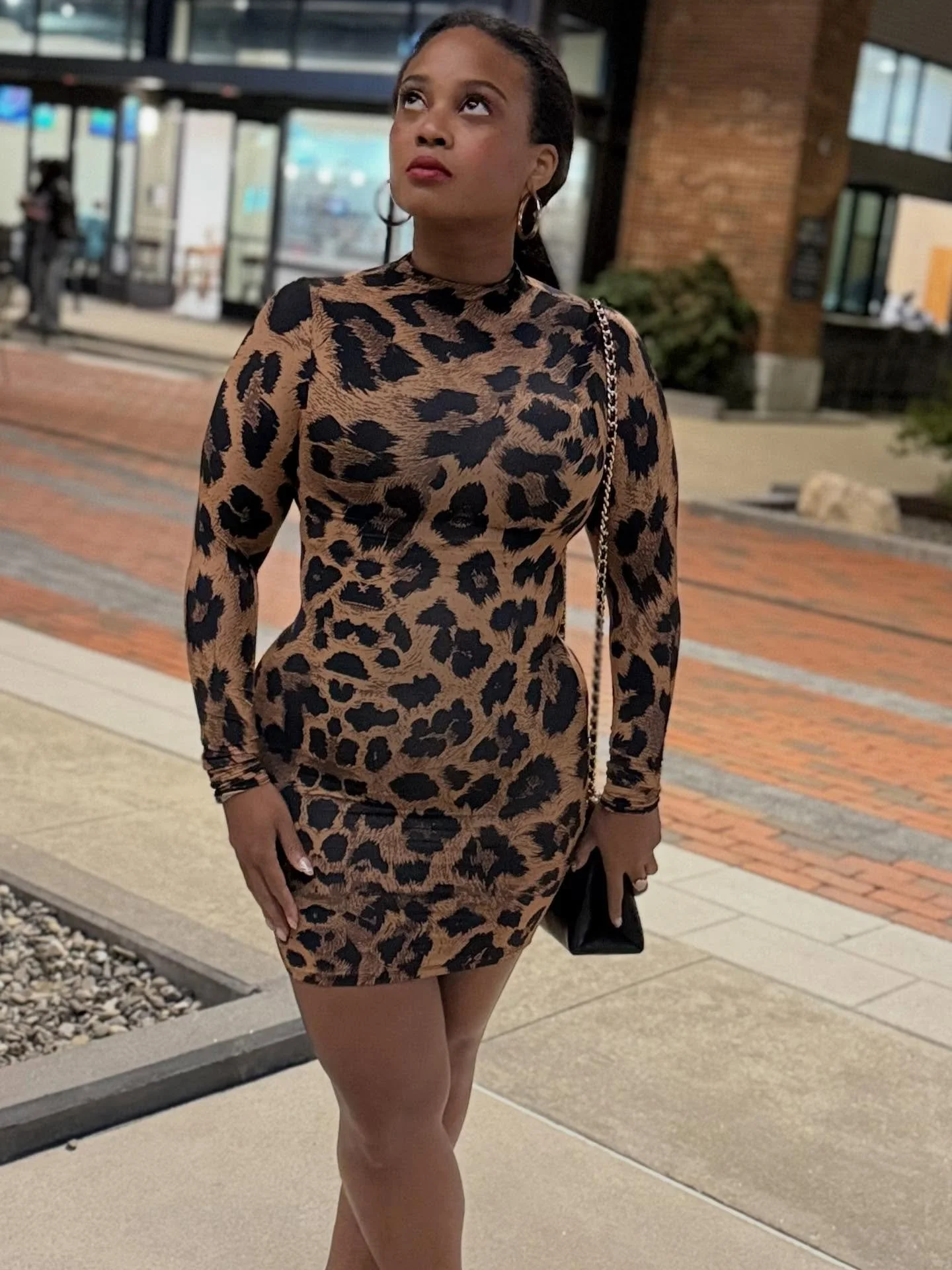 Trophy&rsquo;s 🏆 don&rsquo;t work they are won💋 

#itdepends #chrisbrown #raleighnights  #nakedwardrobe
