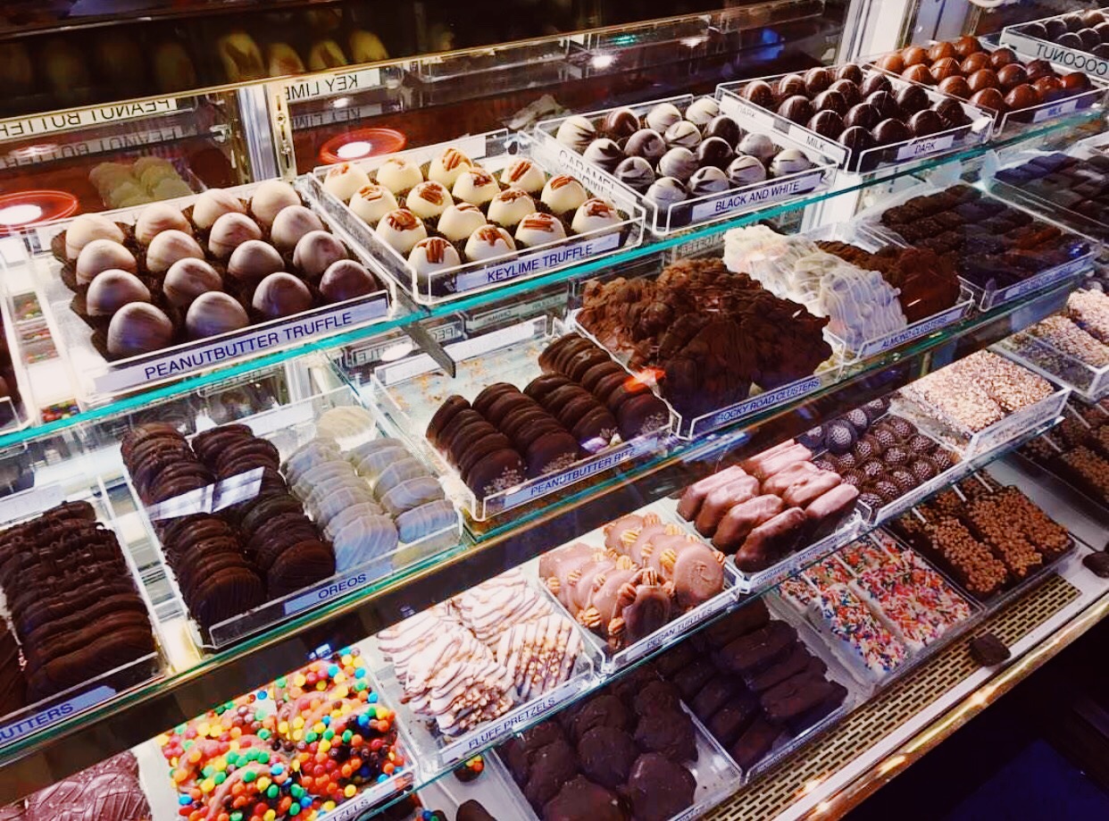 Covington — Scoops Ice Cream