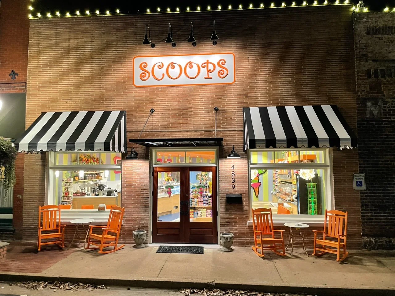Acworth — Scoops Ice Cream
