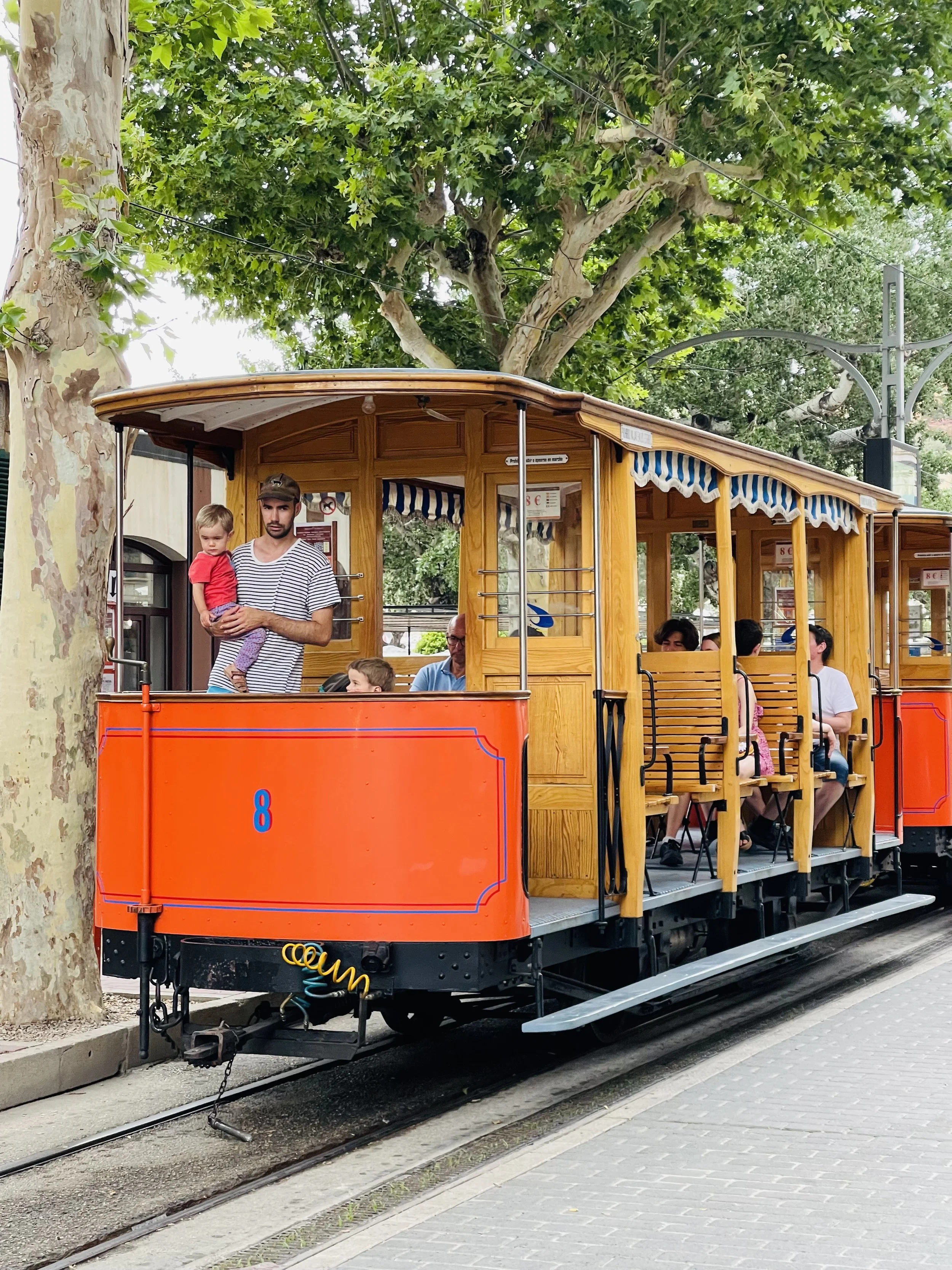 mallorca_tram.jpeg