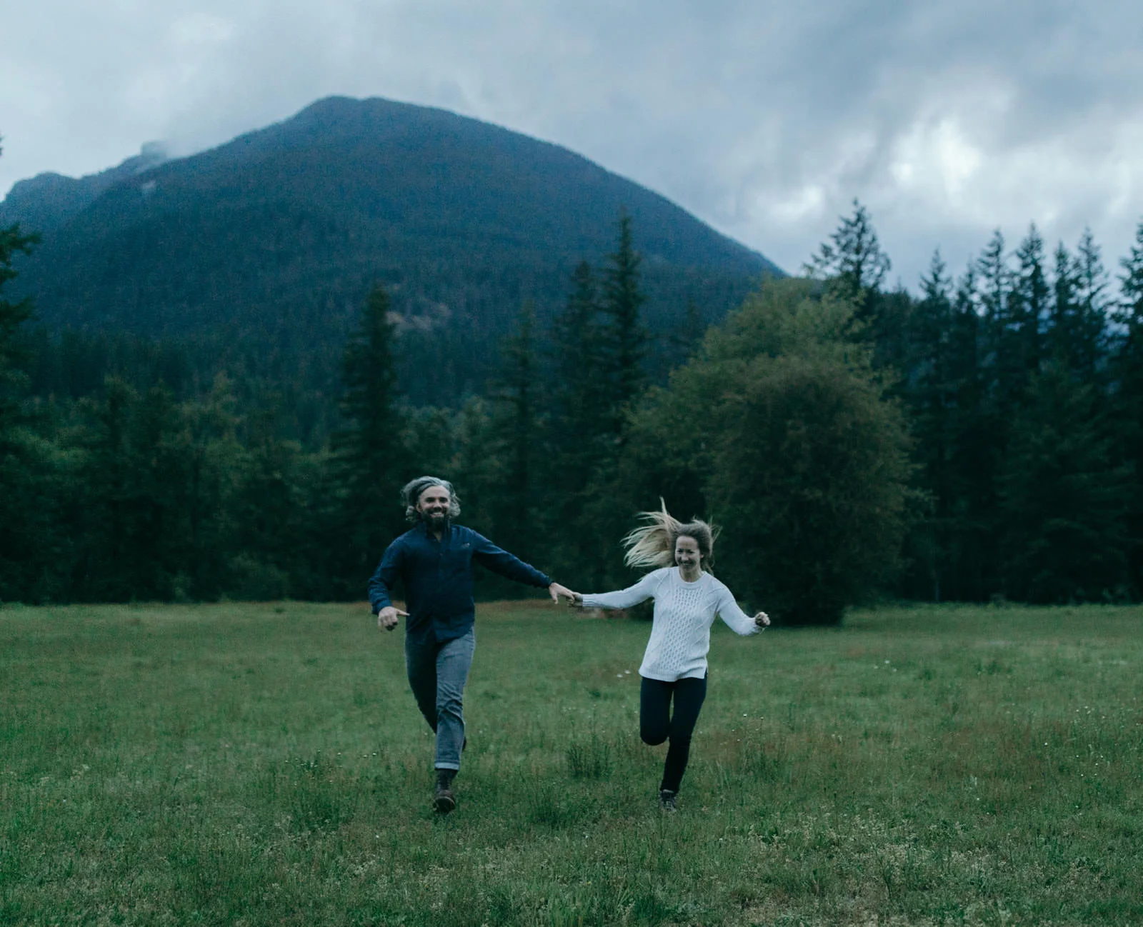 northbend_washington_engagement_session-0946.jpg