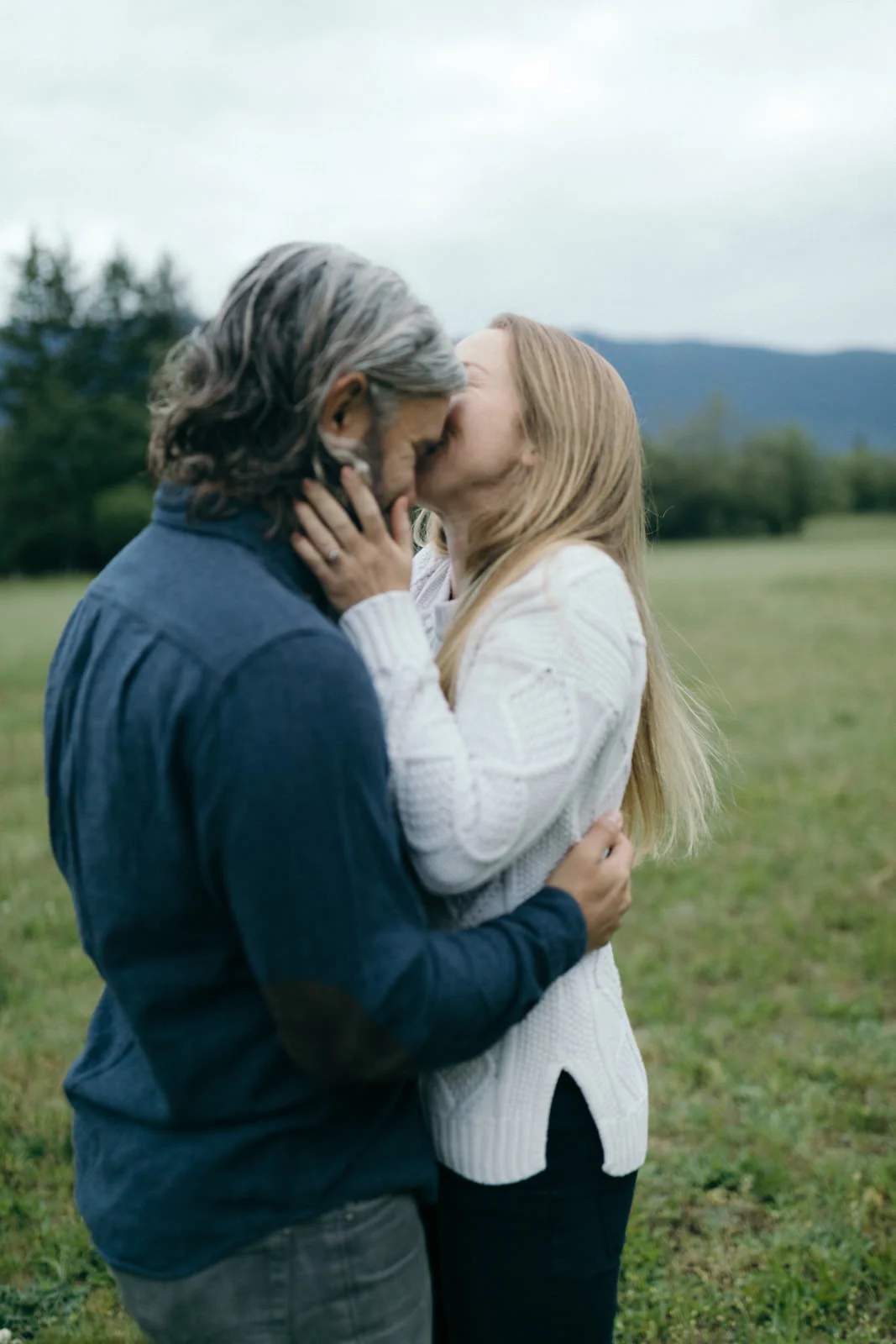 northbend_washington_engagement_session-1512.jpg
