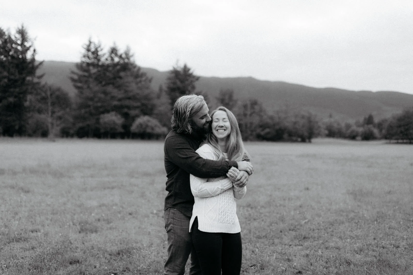 northbend_washington_engagement_session-1559-2.jpg